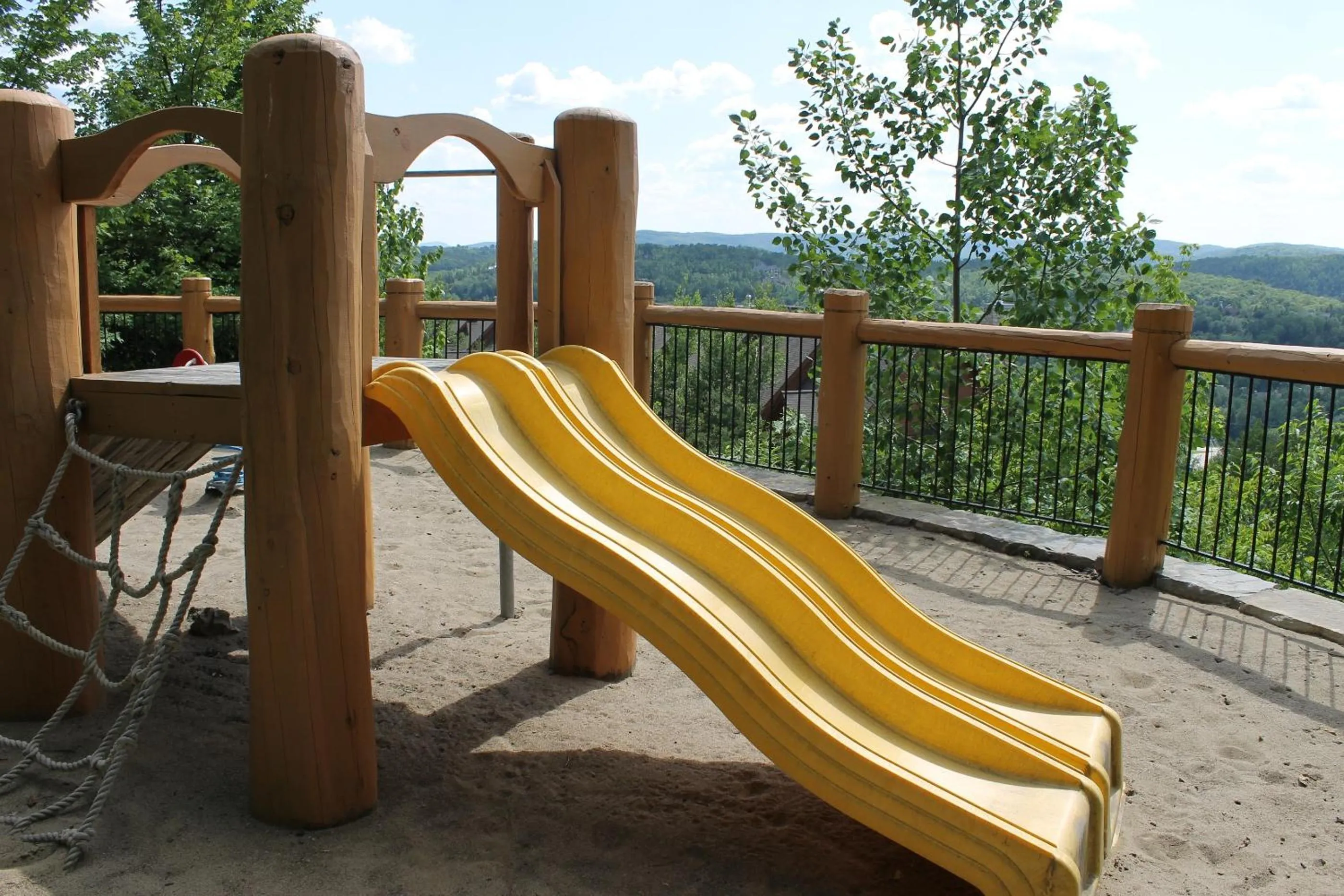 Area and facilities in L'Équinoxe Rendez-Vous Mont-Tremblant