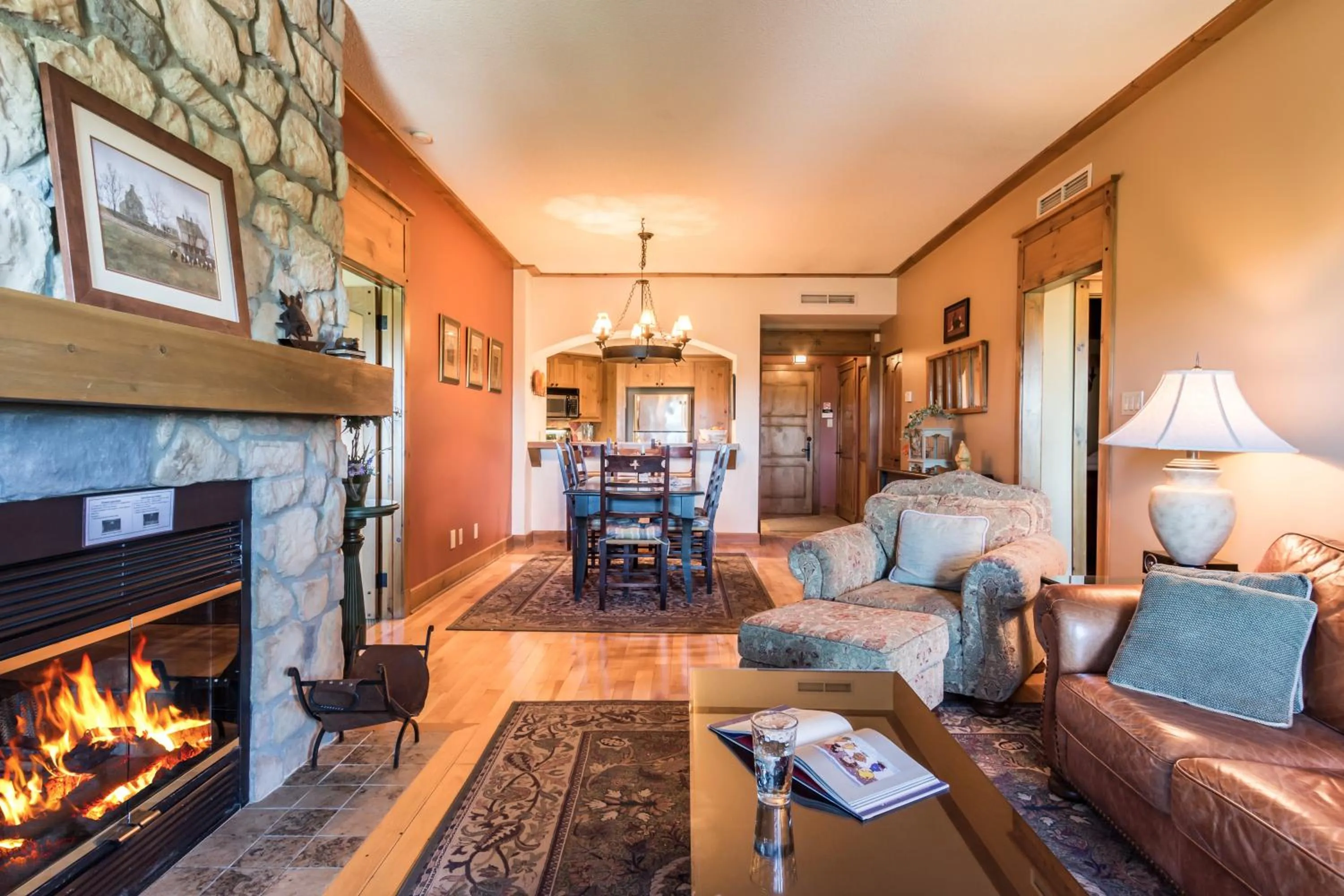 Living room in L'Équinoxe Rendez-Vous Mont-Tremblant