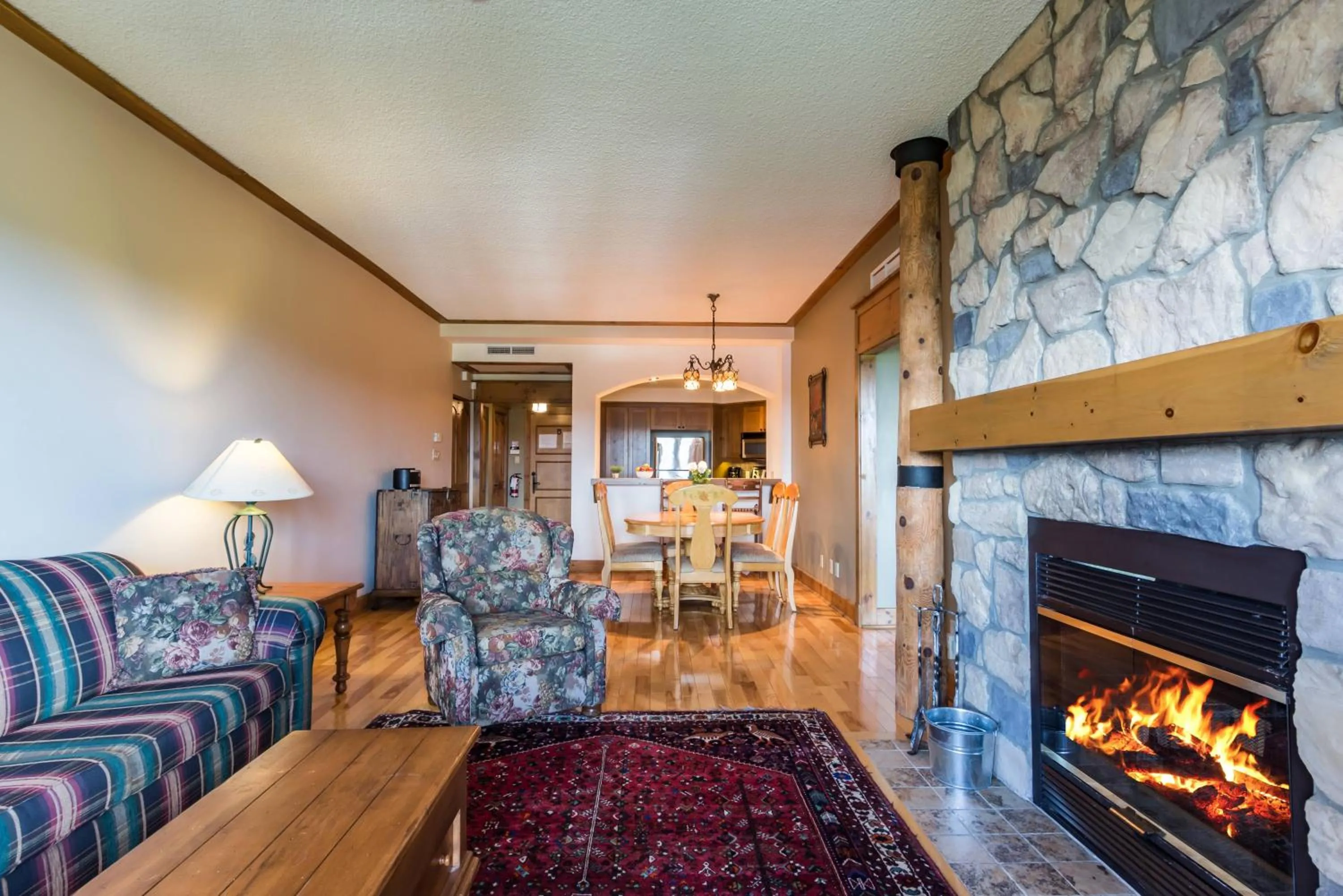 Living room in L'Équinoxe Rendez-Vous Mont-Tremblant