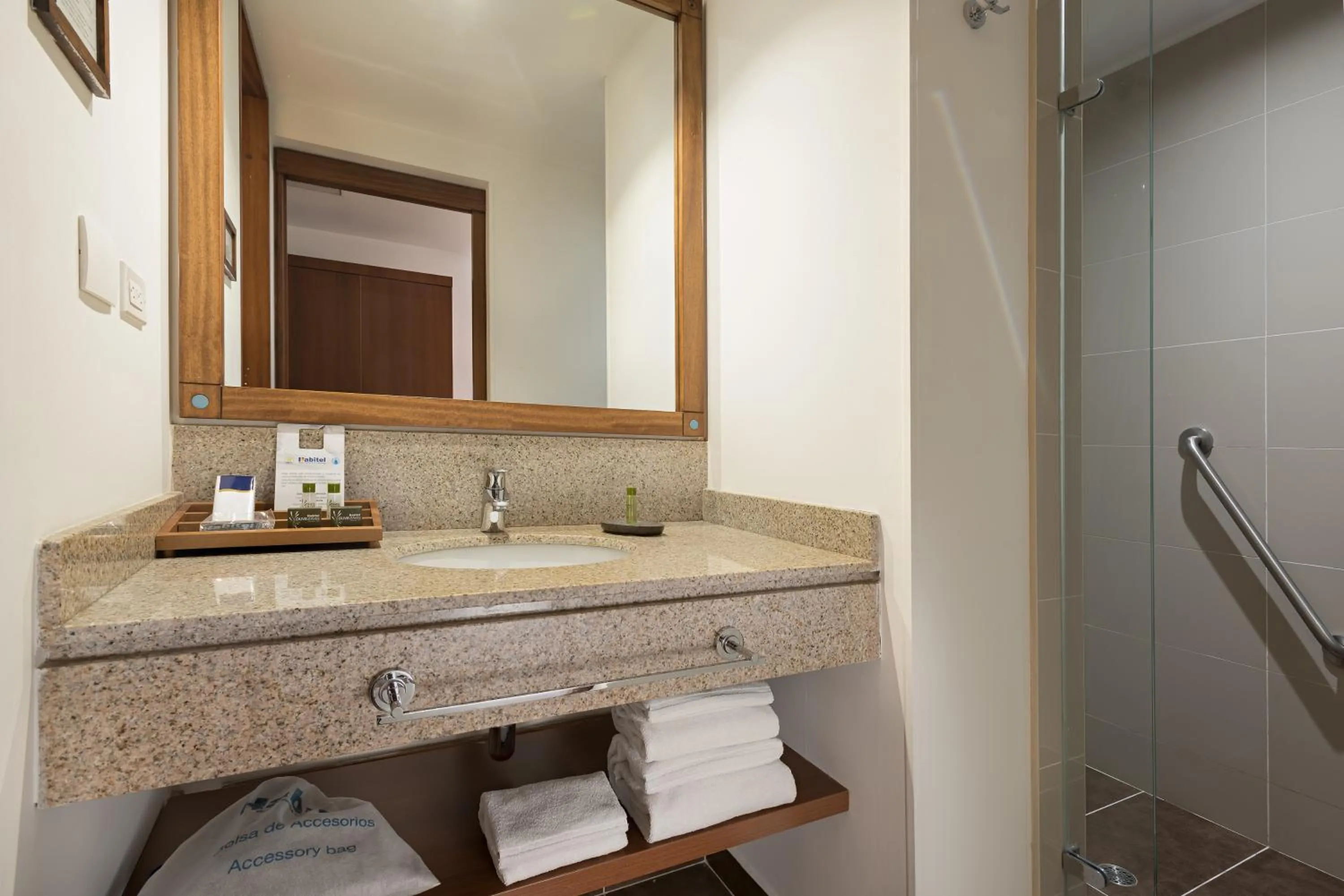 Hot Spring Bath in Hotel Habitel Select