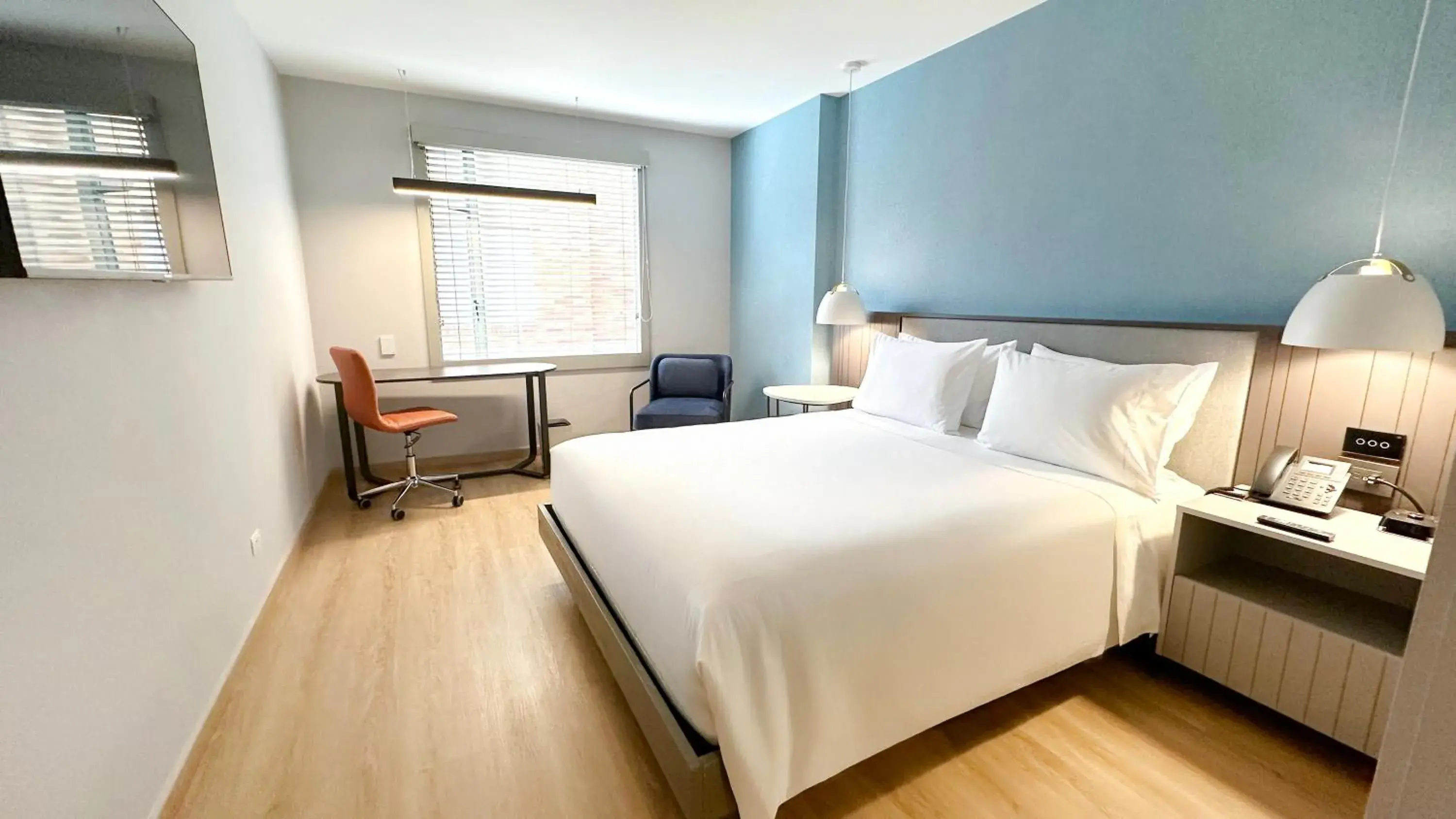 TV and multimedia, Bed in Hotel Habitel Select TV and multimedia, Bed in Hotel Habitel Select