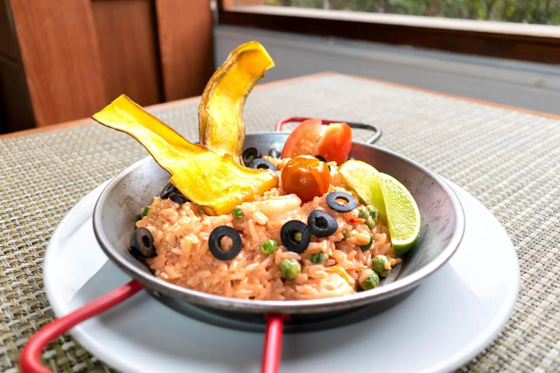 Restaurant/places to eat in Hotel Habitel Select