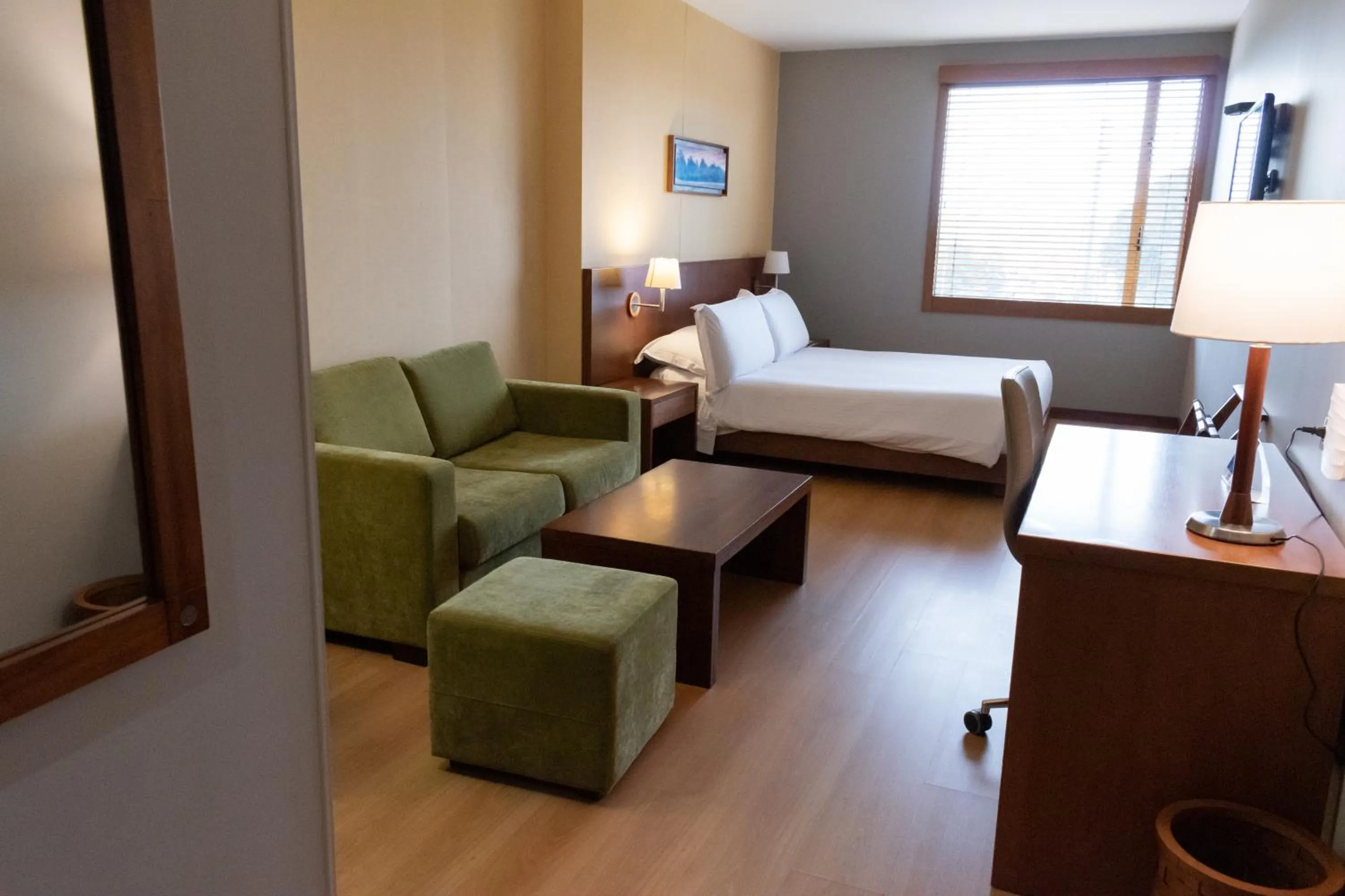 Seating area, Bed in Hotel Habitel Select