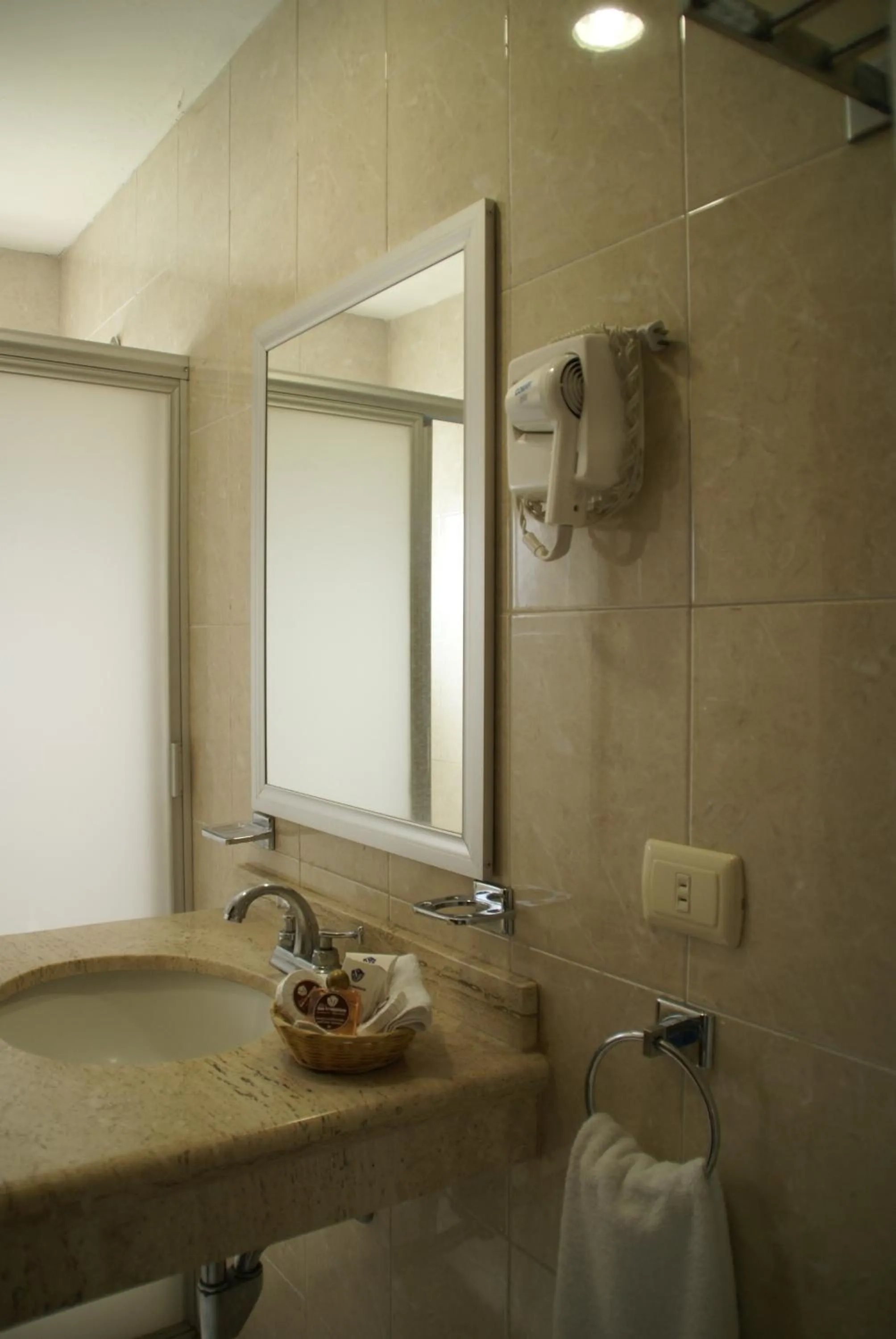 Bathroom in Hotel San Francisco