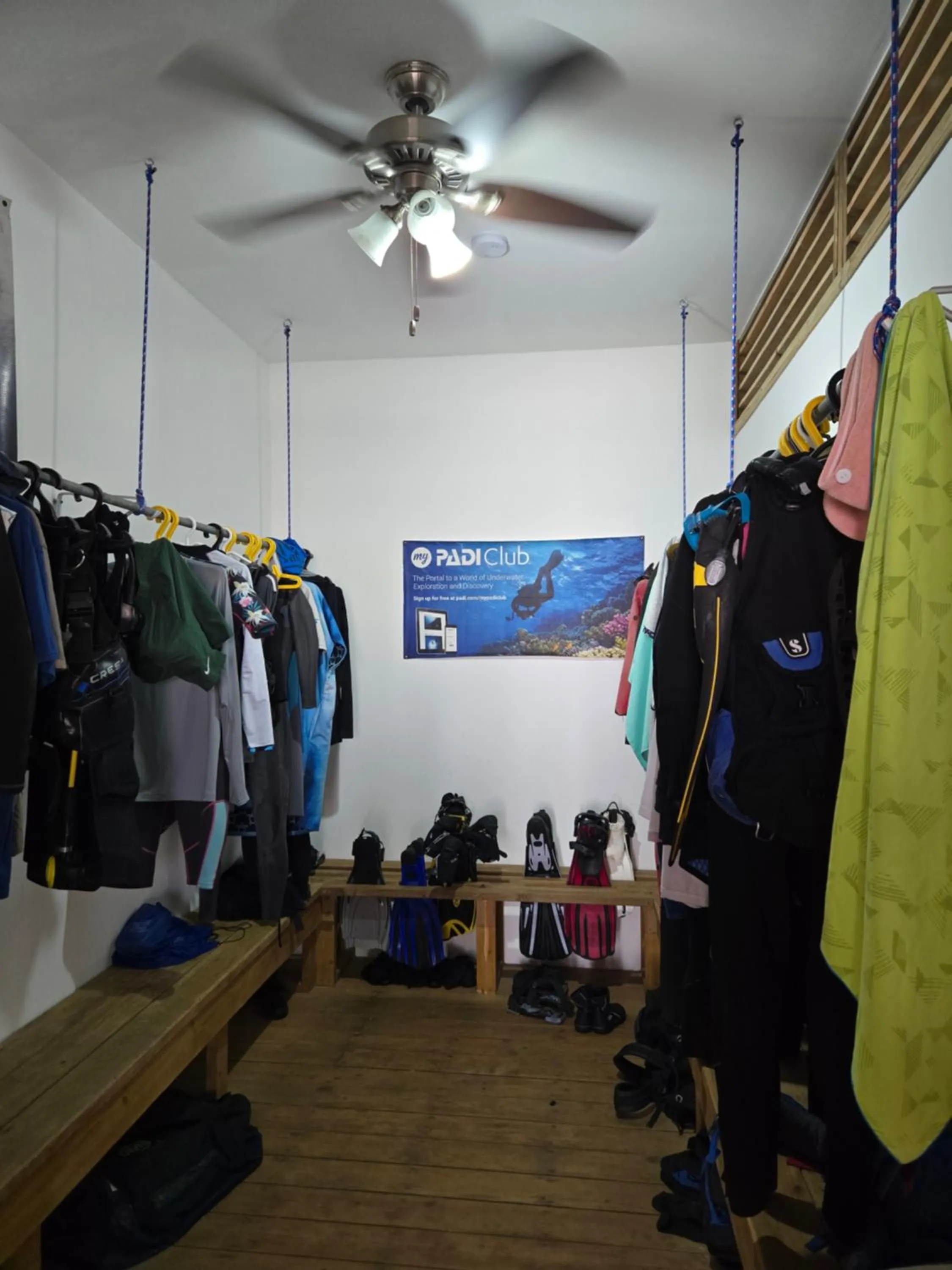 Diving in Naboo Resort & Dive Center - Adults Only