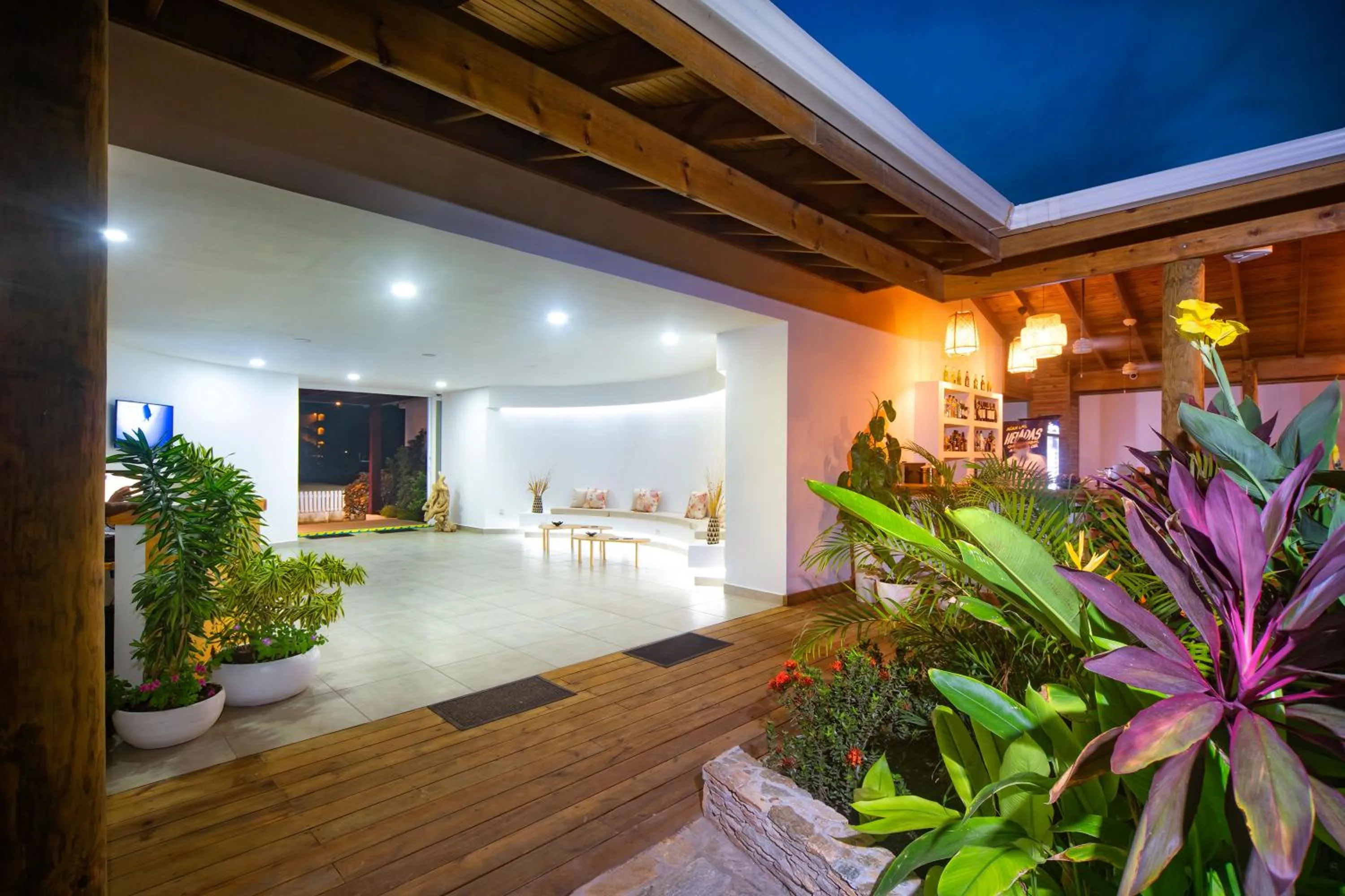 Lobby or reception in Naboo Resort & Dive Center - Adults Only