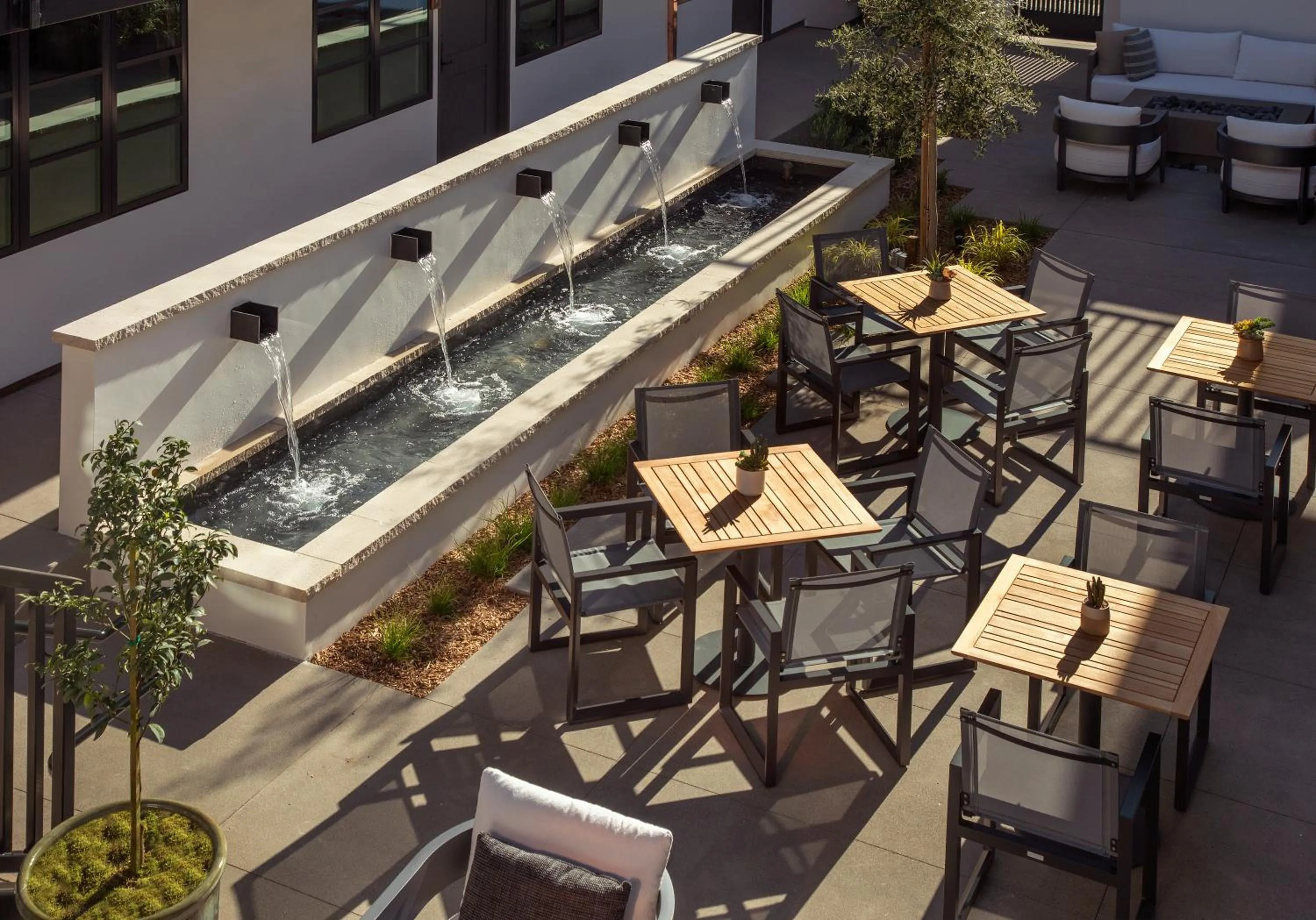 Patio in Stilwell Hotel