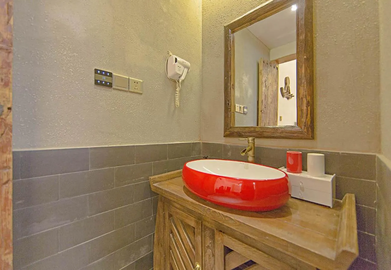 Bathroom in Old Story Inn Dali Ancient Town