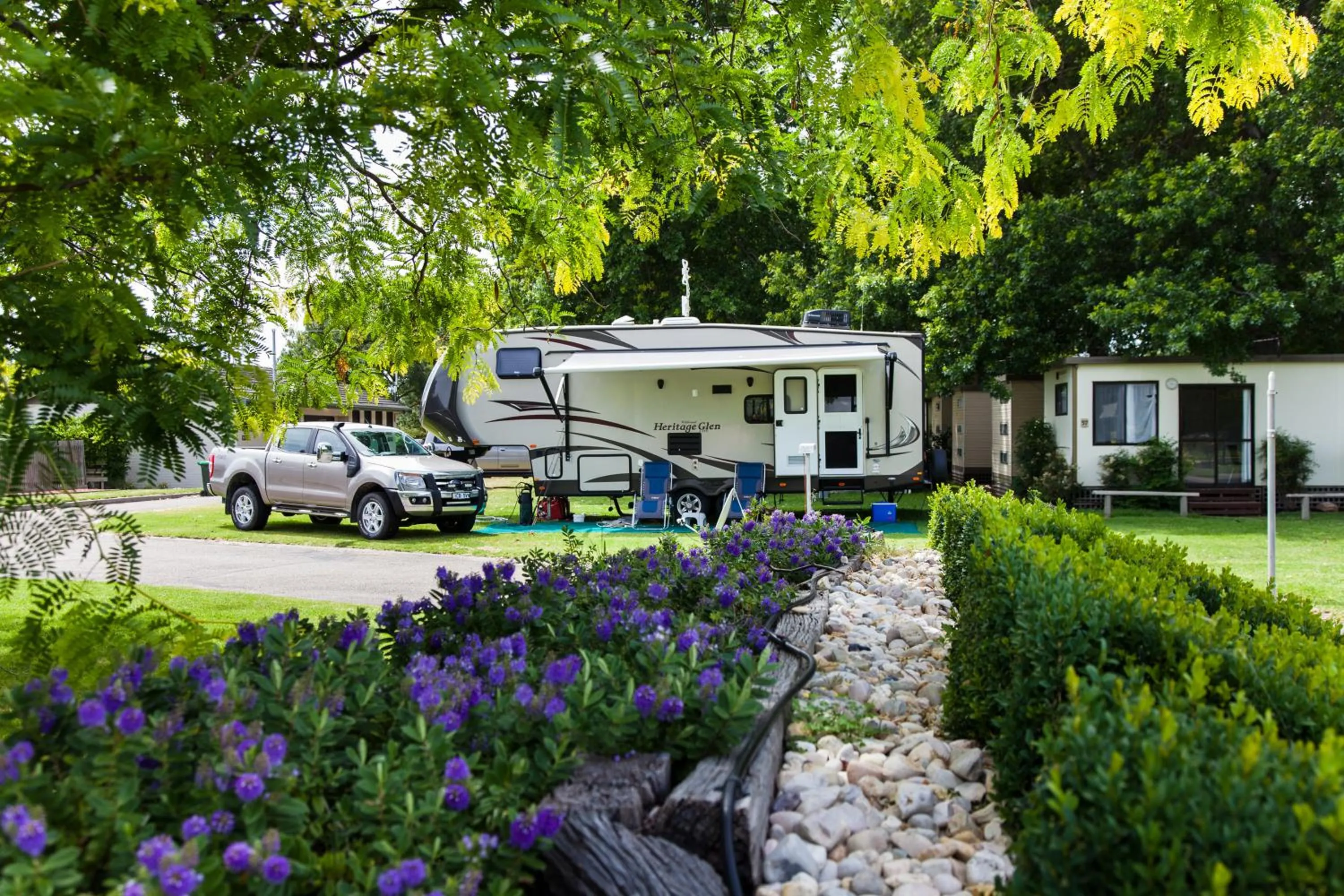 Property building in NRMA Bairnsdale Riverside Holiday Park