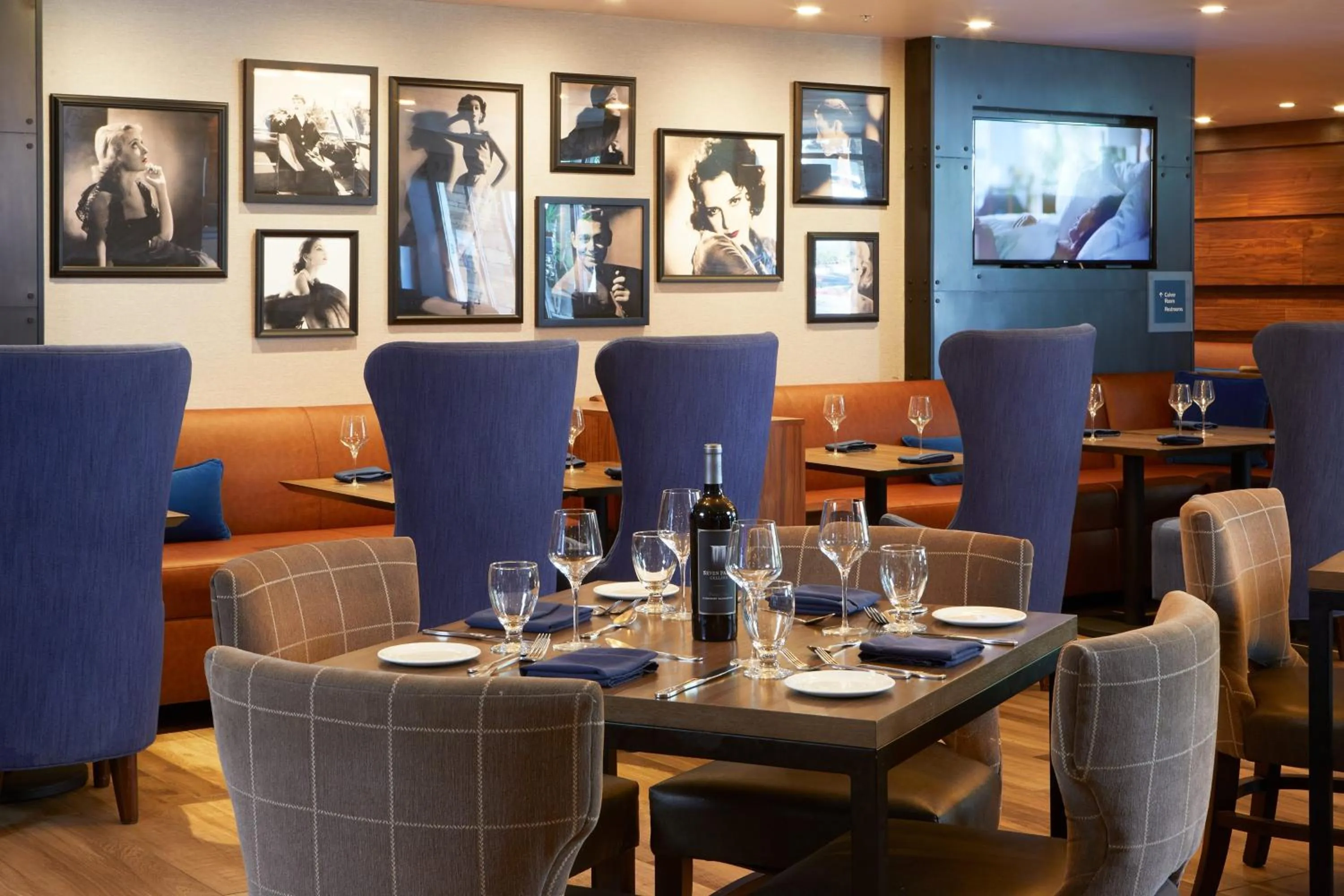 Lobby or reception in Four Points by Sheraton Los Angeles Westside