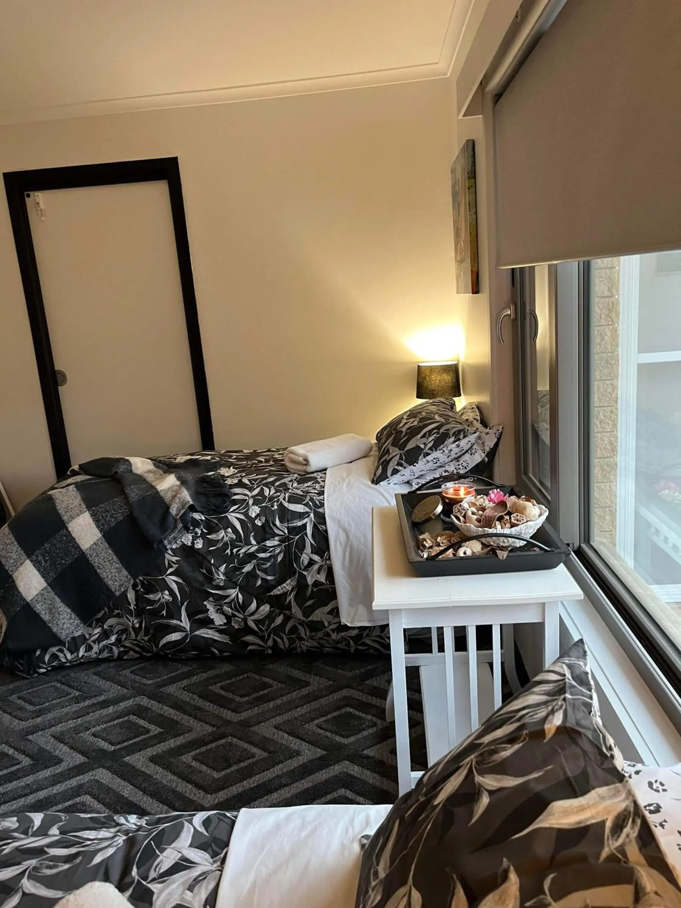 Bedroom in Smugglers Rest Apartments Dover Bedroom in Smugglers Rest Apartments Dover