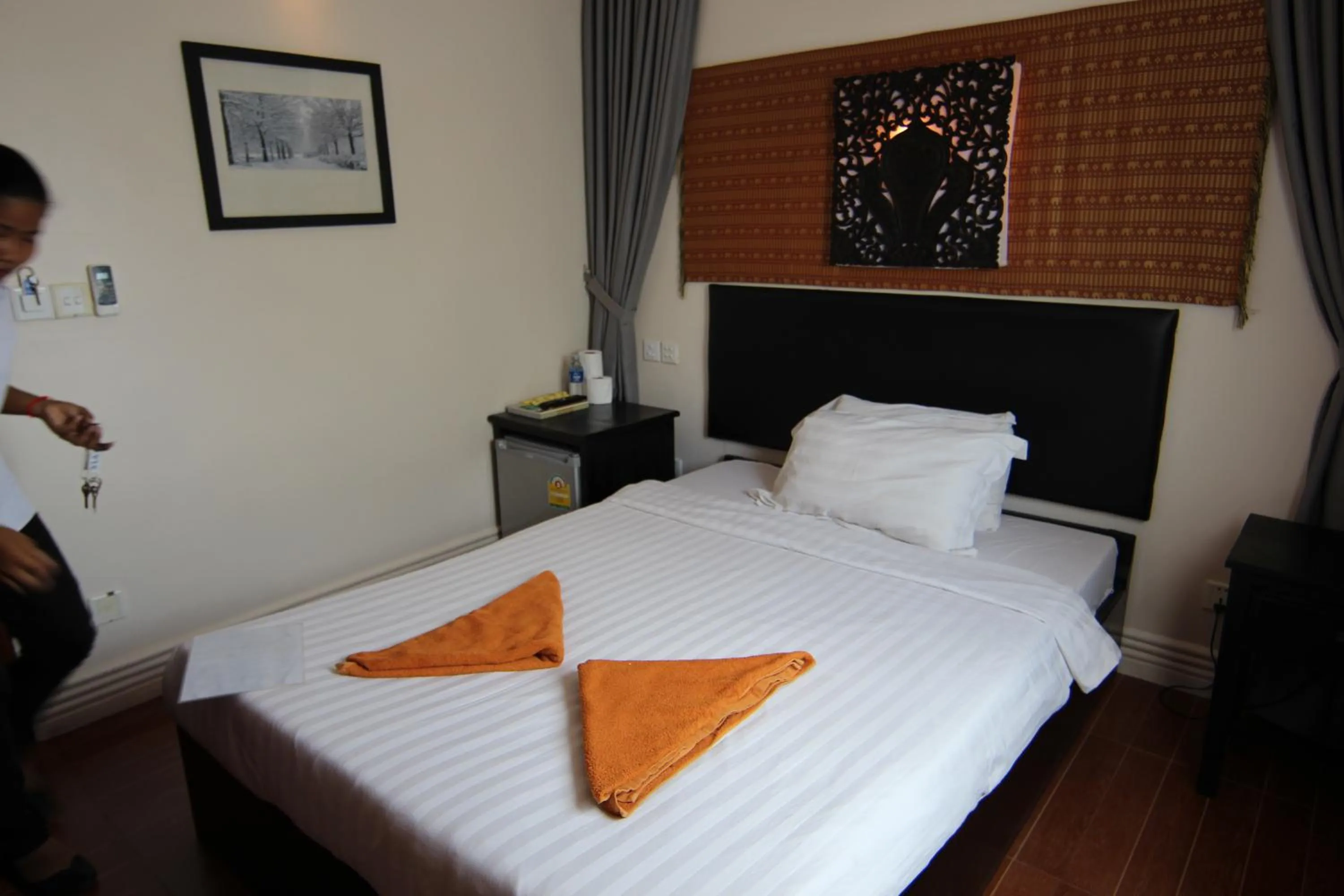 Shower, Bed in Naga Angkor Hostel