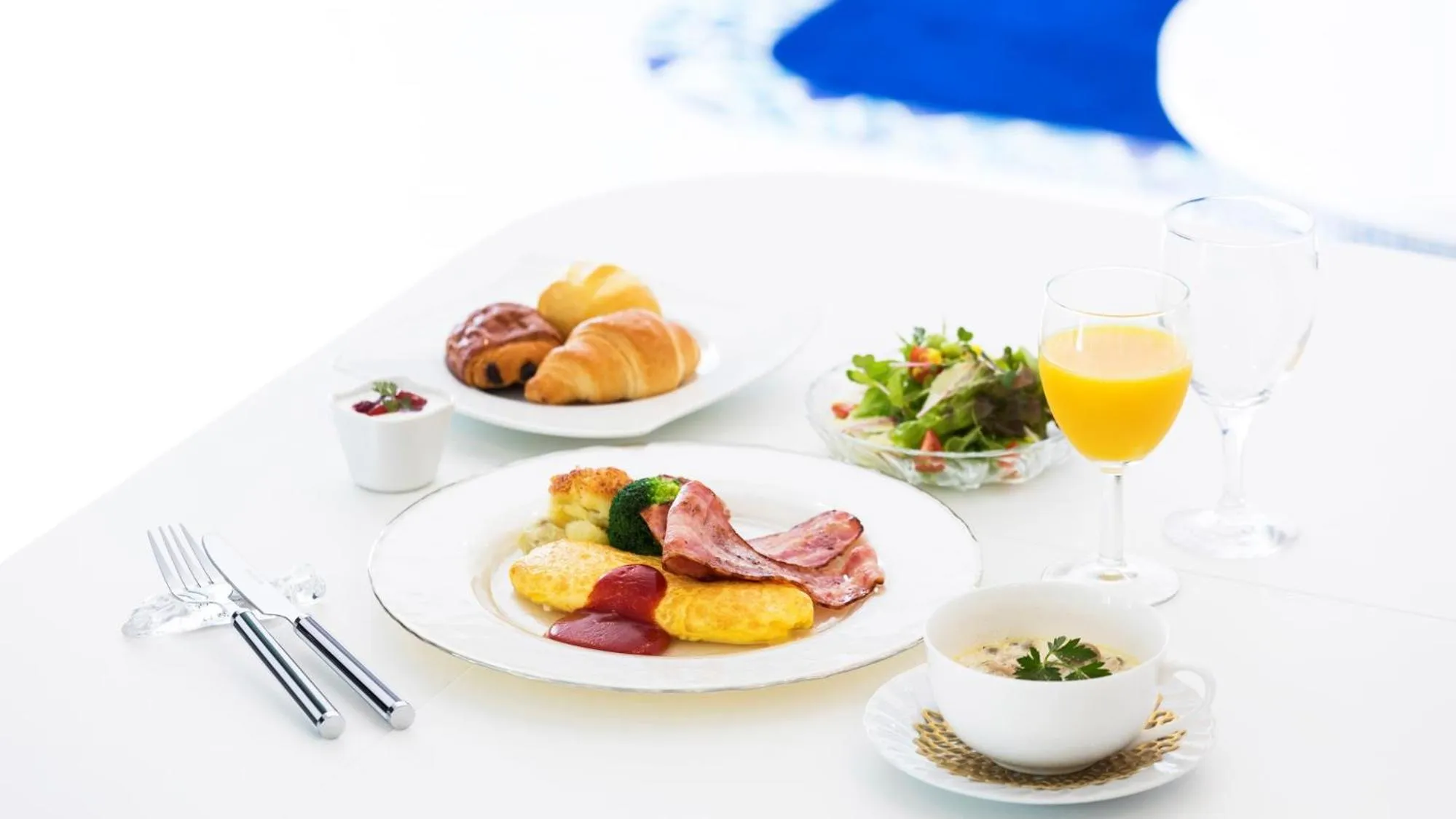 Restaurant/places to eat in Hotel Sea Shell