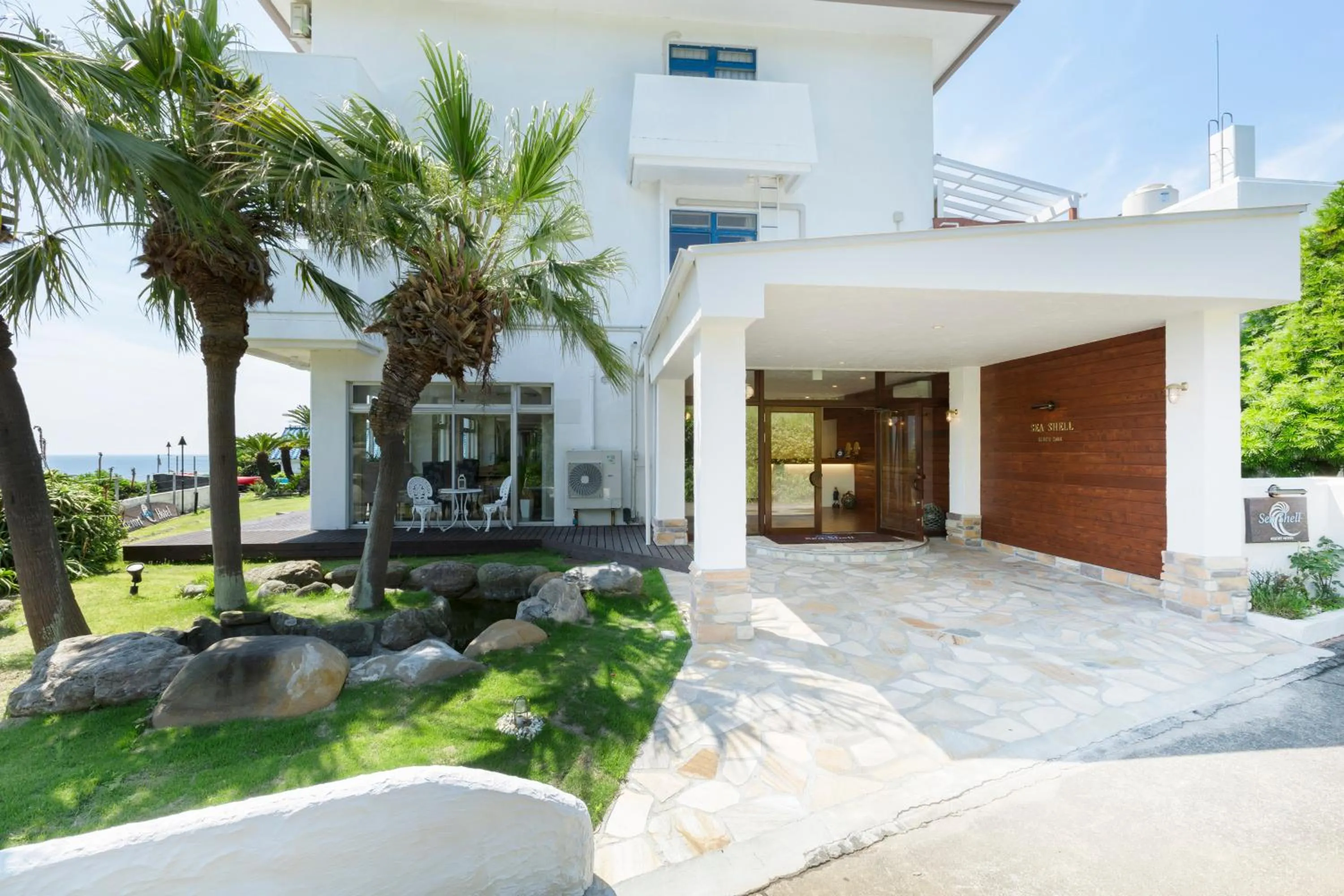 Facade/entrance in Hotel Sea Shell