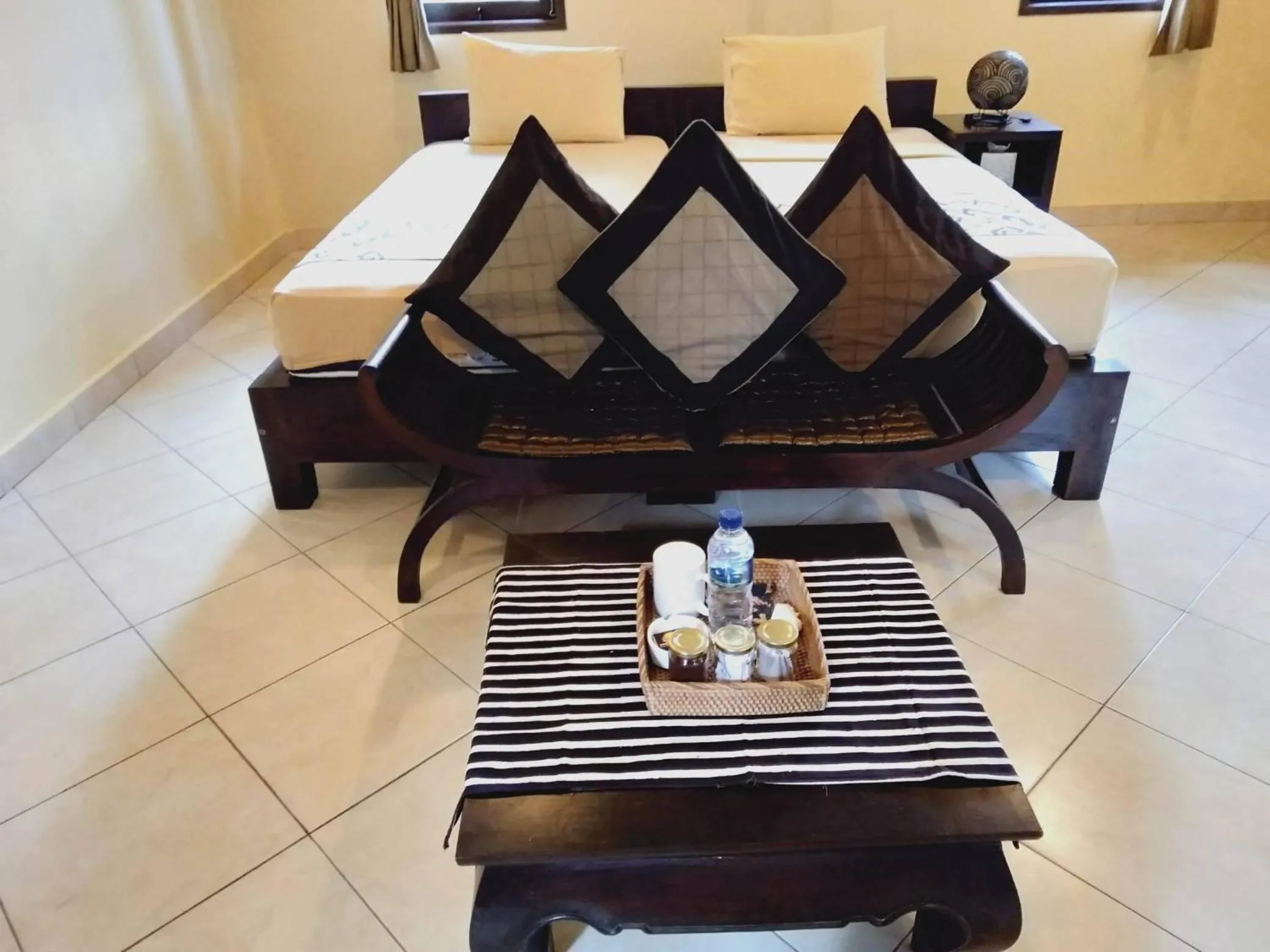 Bed in Prasanti Bed & Breakfast