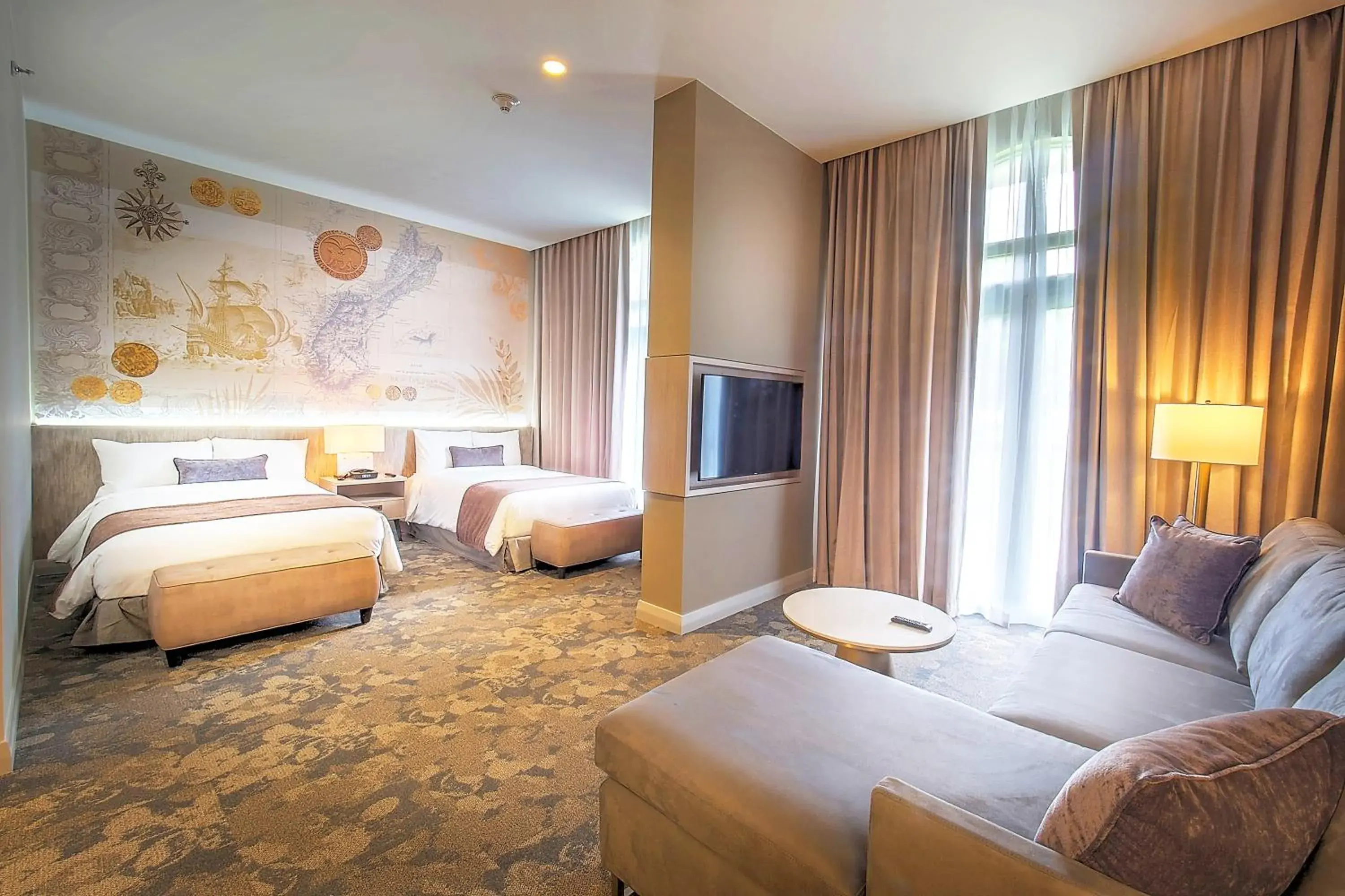 Luxury Double or Twin Room in LeoPalace Resort Guam Luxury Double or Twin Room in LeoPalace Resort Guam