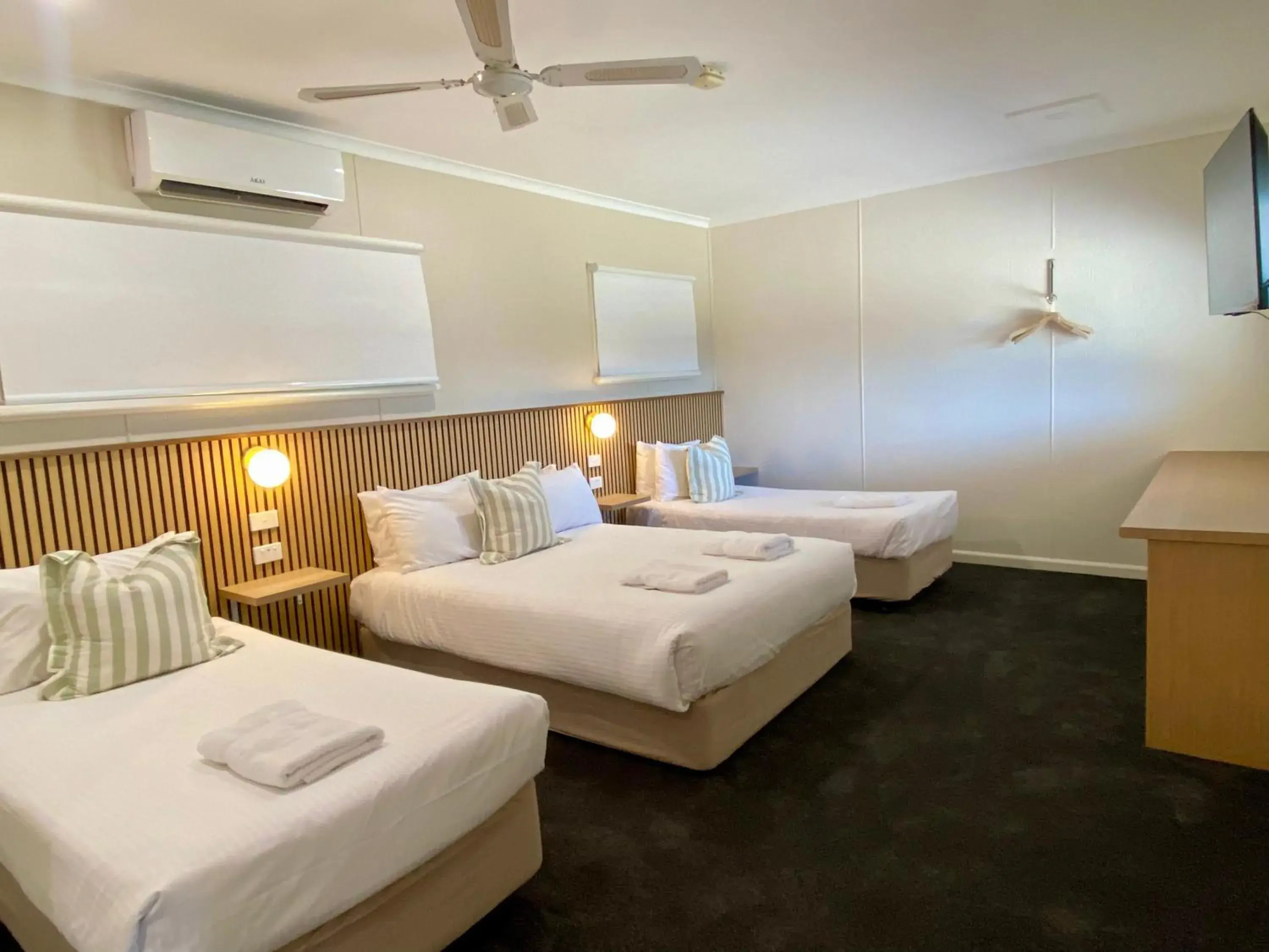 Family Room in High Street Motel Family Room in High Street Motel