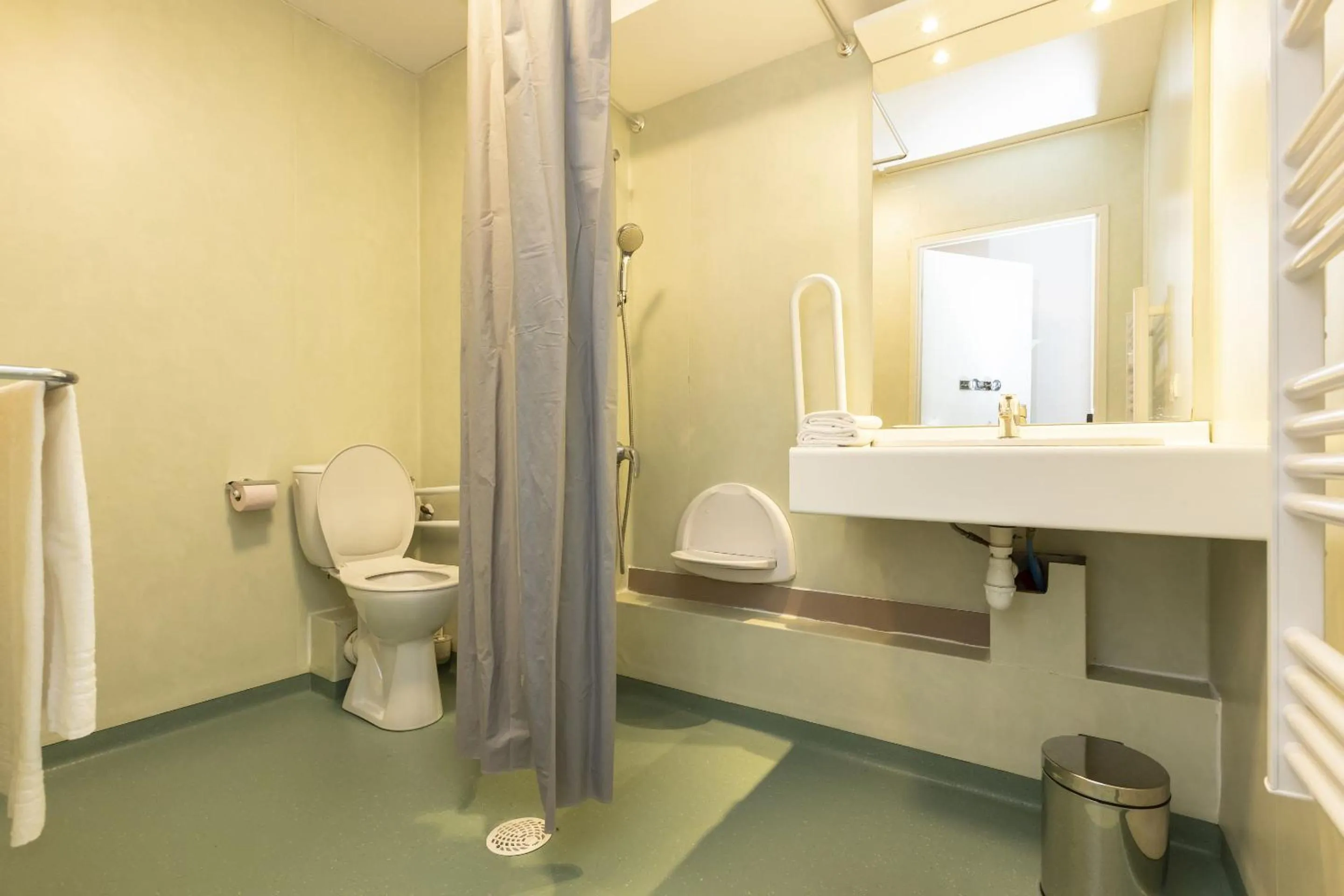 Bathroom in Résidence Odalys Mille Soleils