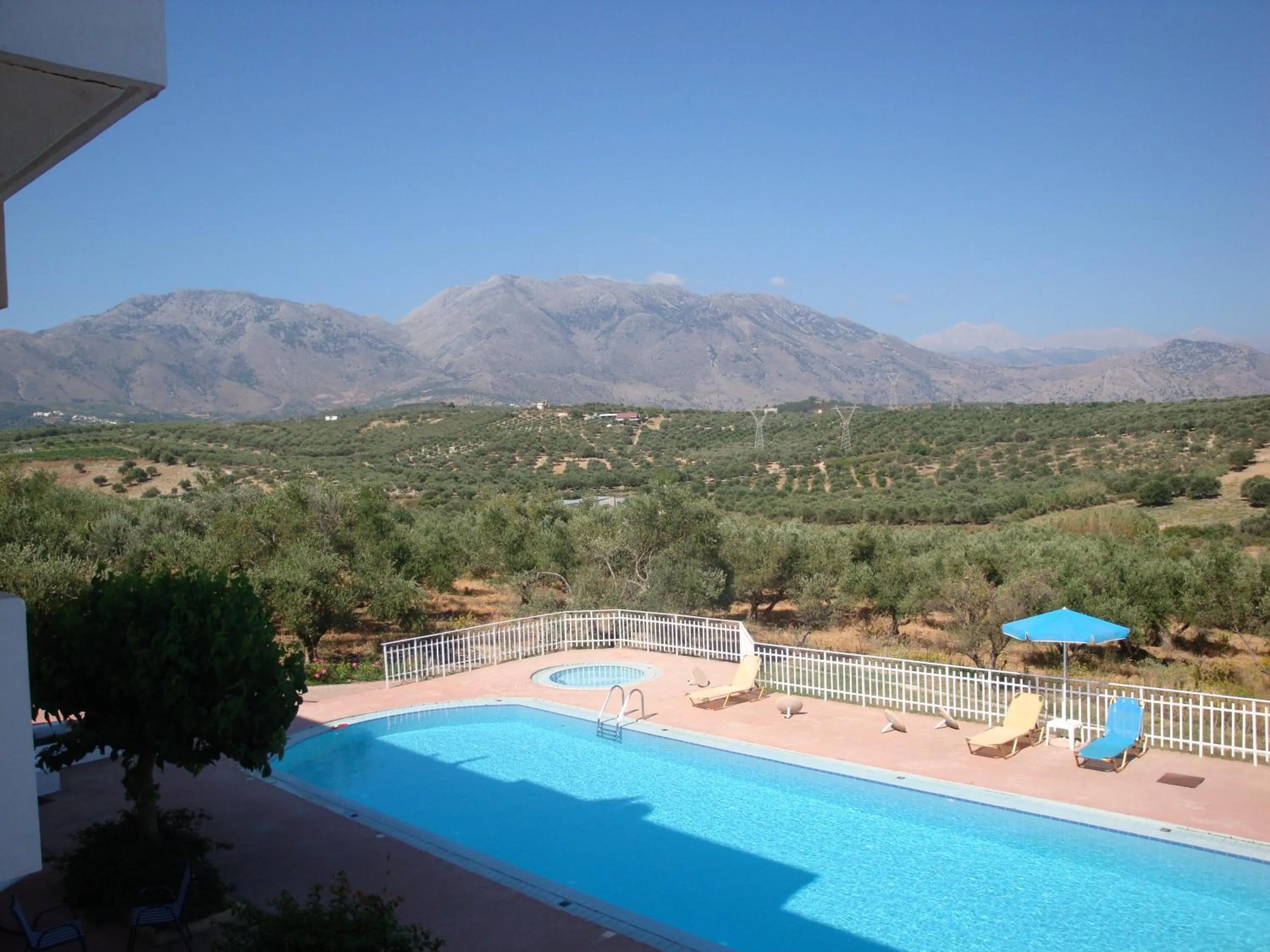 Mountain view in Calamon Apartments