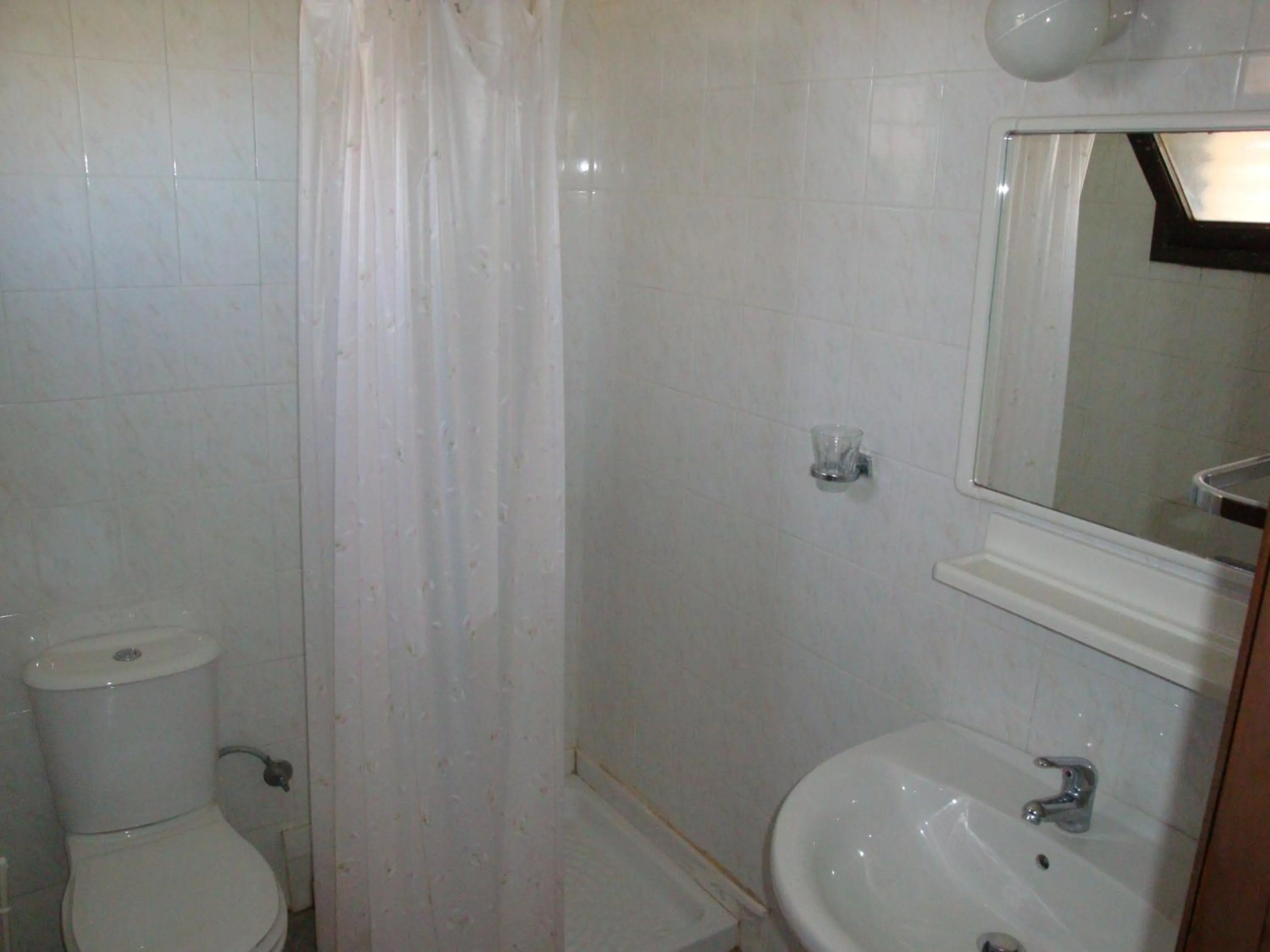 Bathroom in Calamon Apartments