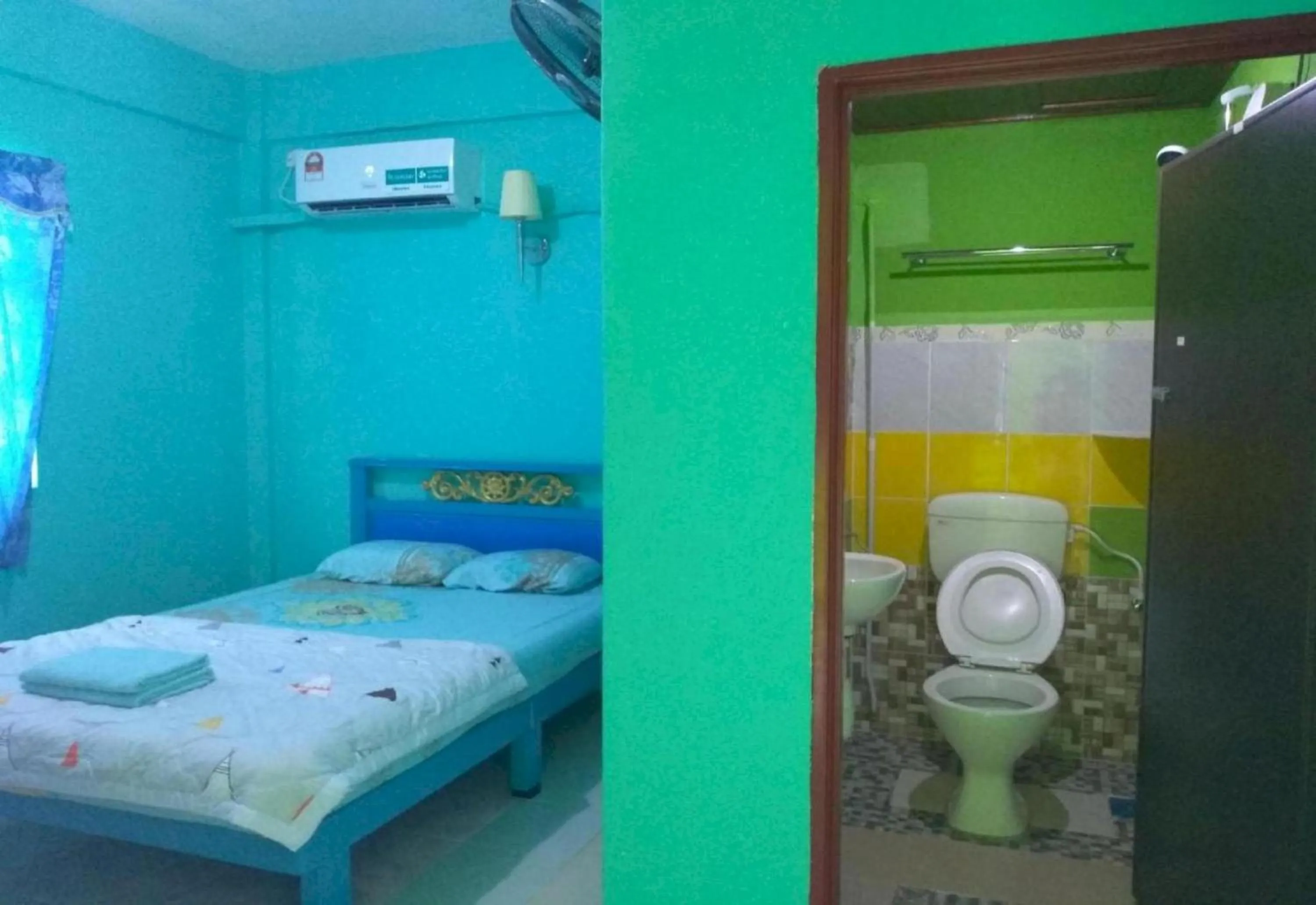 Bathroom in Hotel O Villa Thai