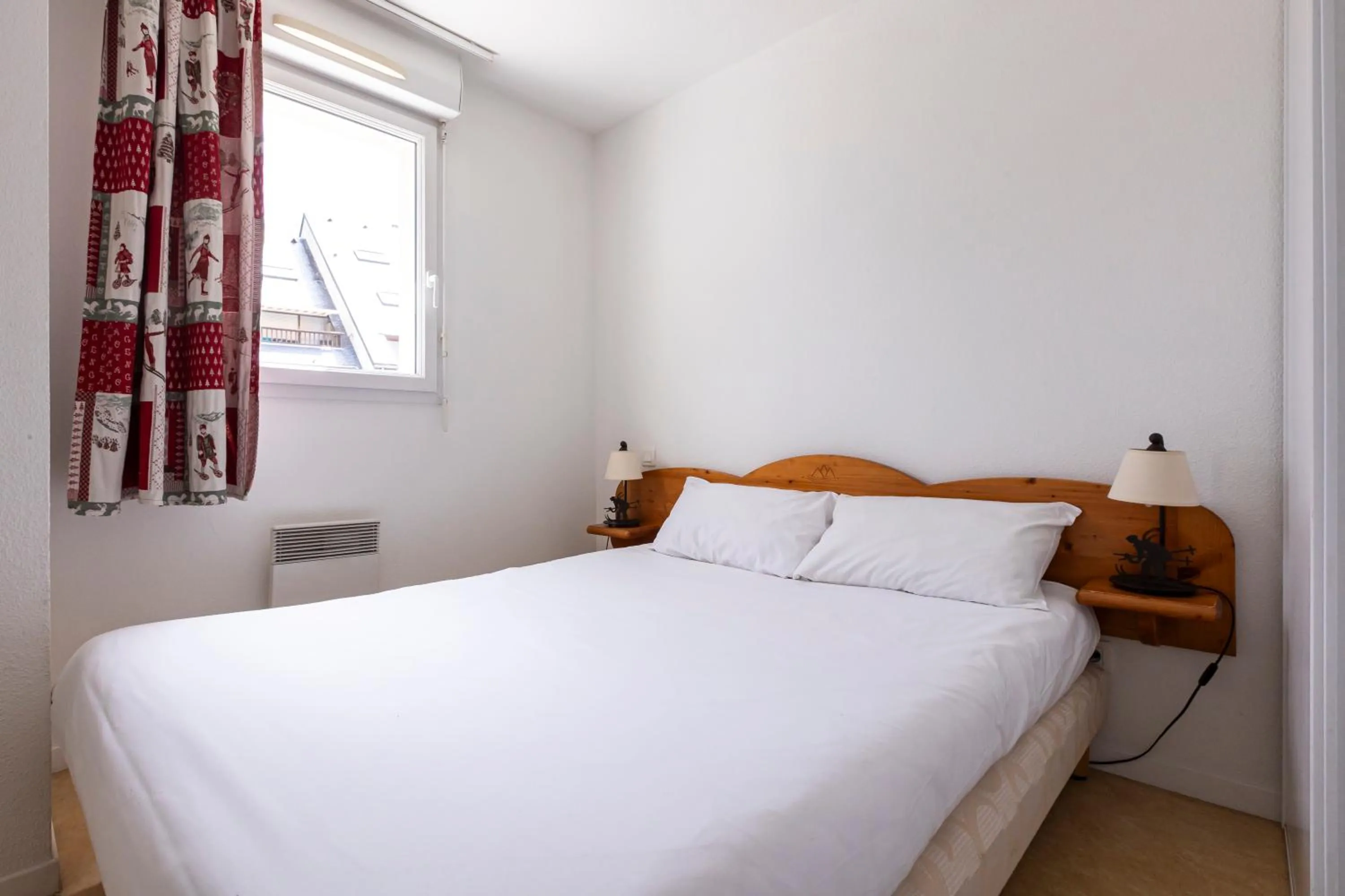 Bedroom, Bed in Résidence Odalys Soleil d'Aure