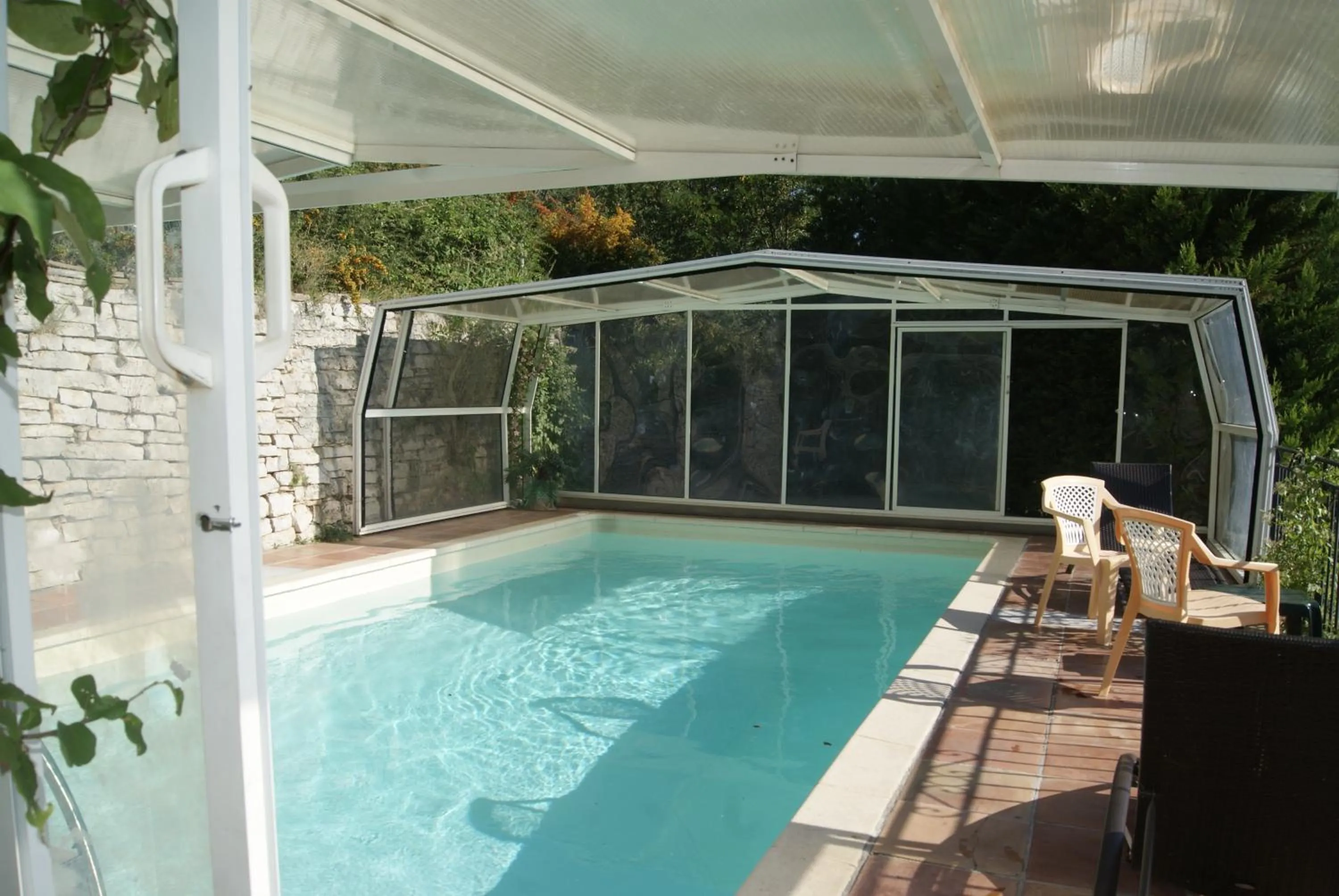 Pool view in Le Bosquet
