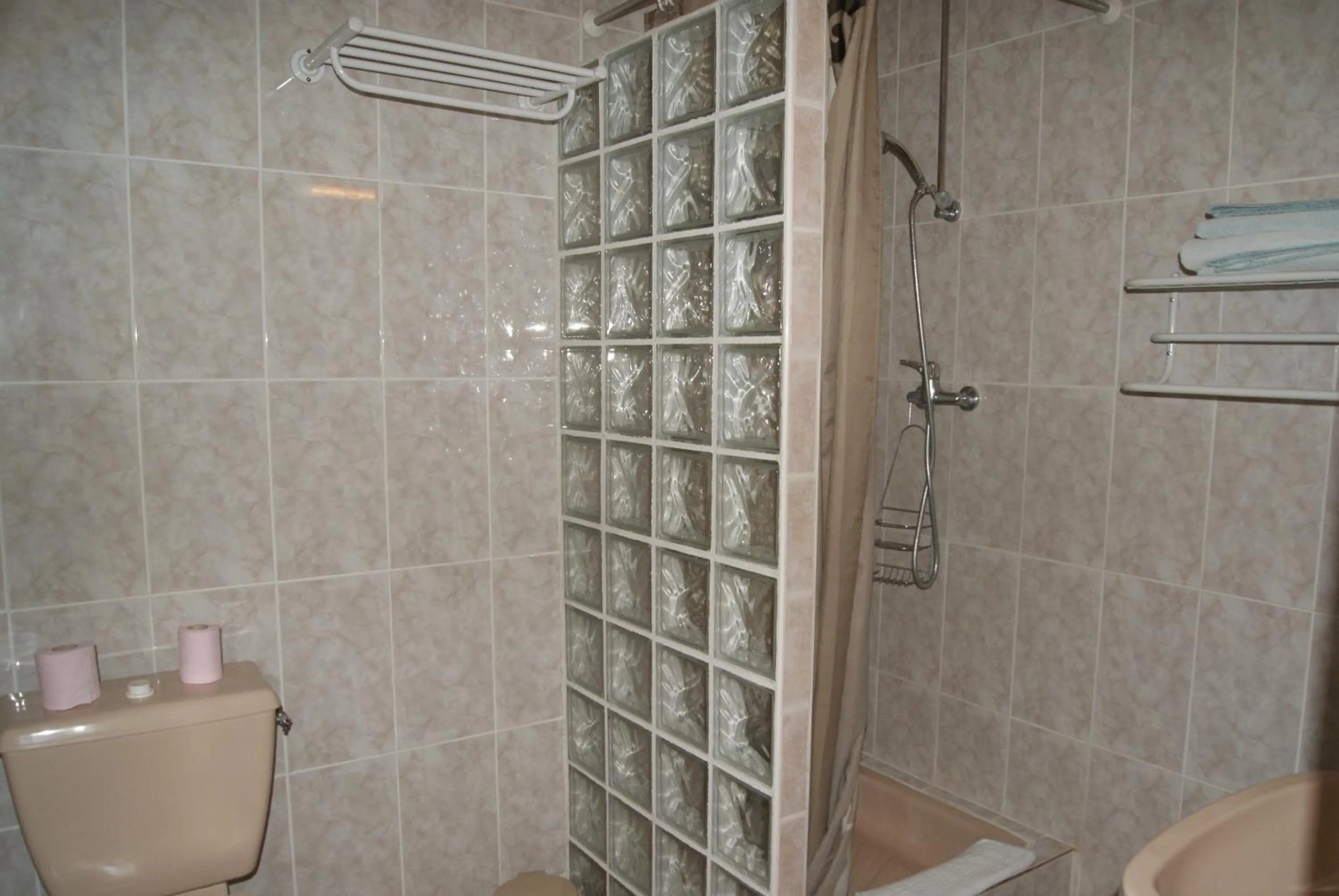 Bathroom in Le Bosquet