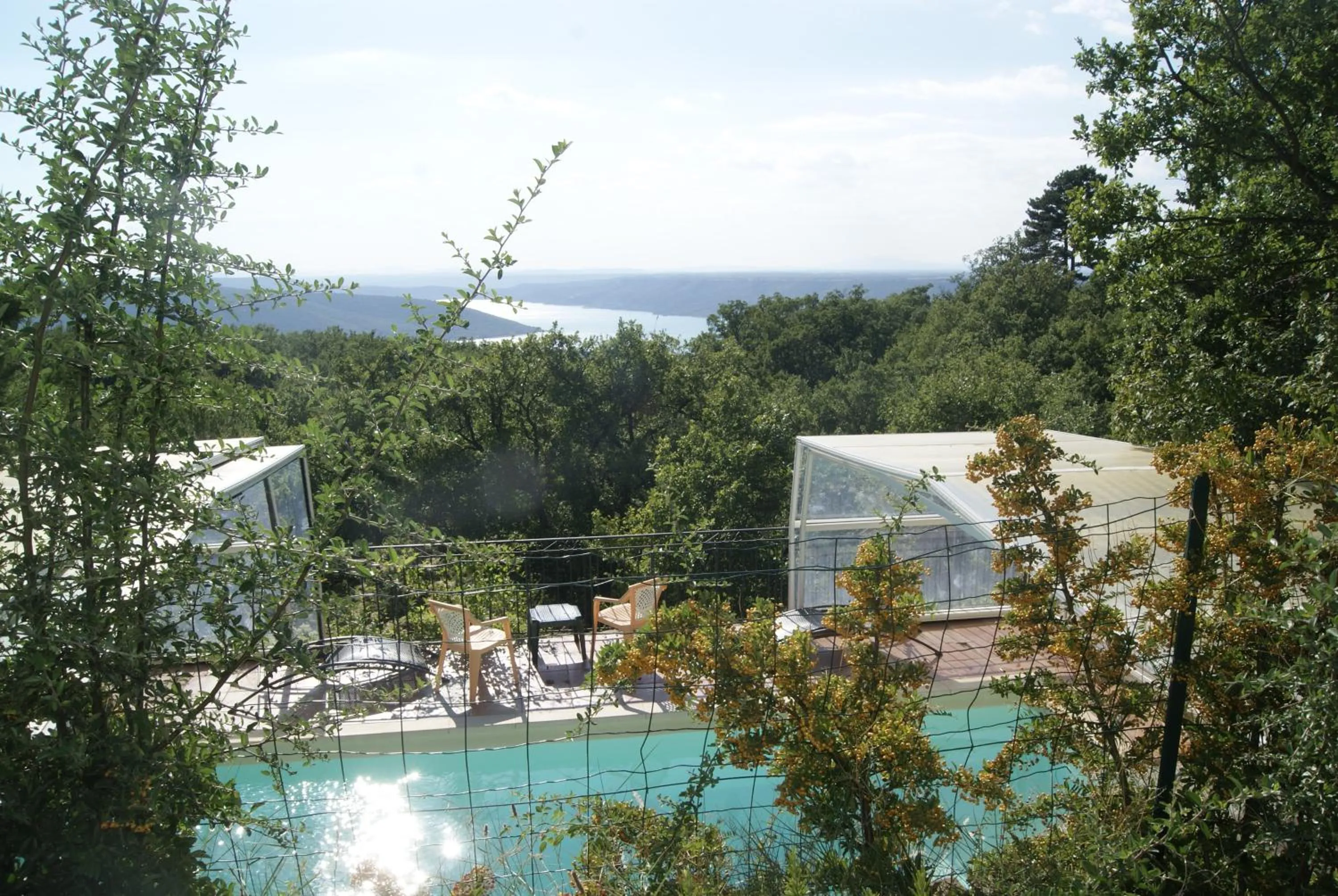 Lake view in Le Bosquet