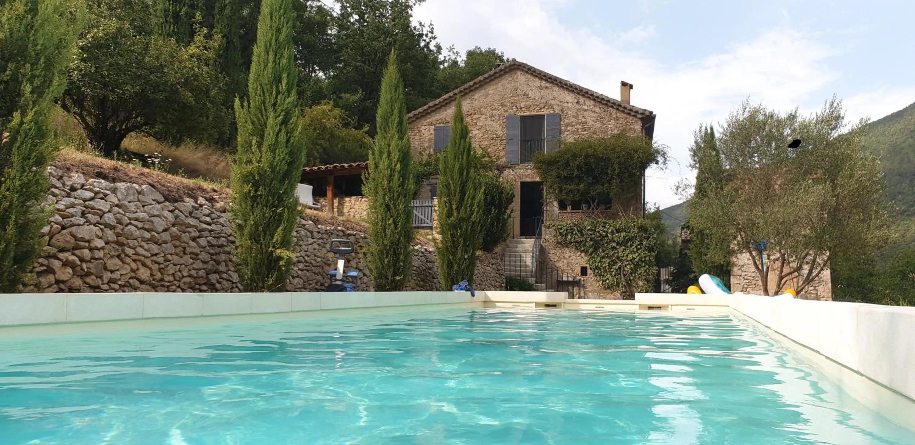 Swimming pool in Le Ptit Cottage