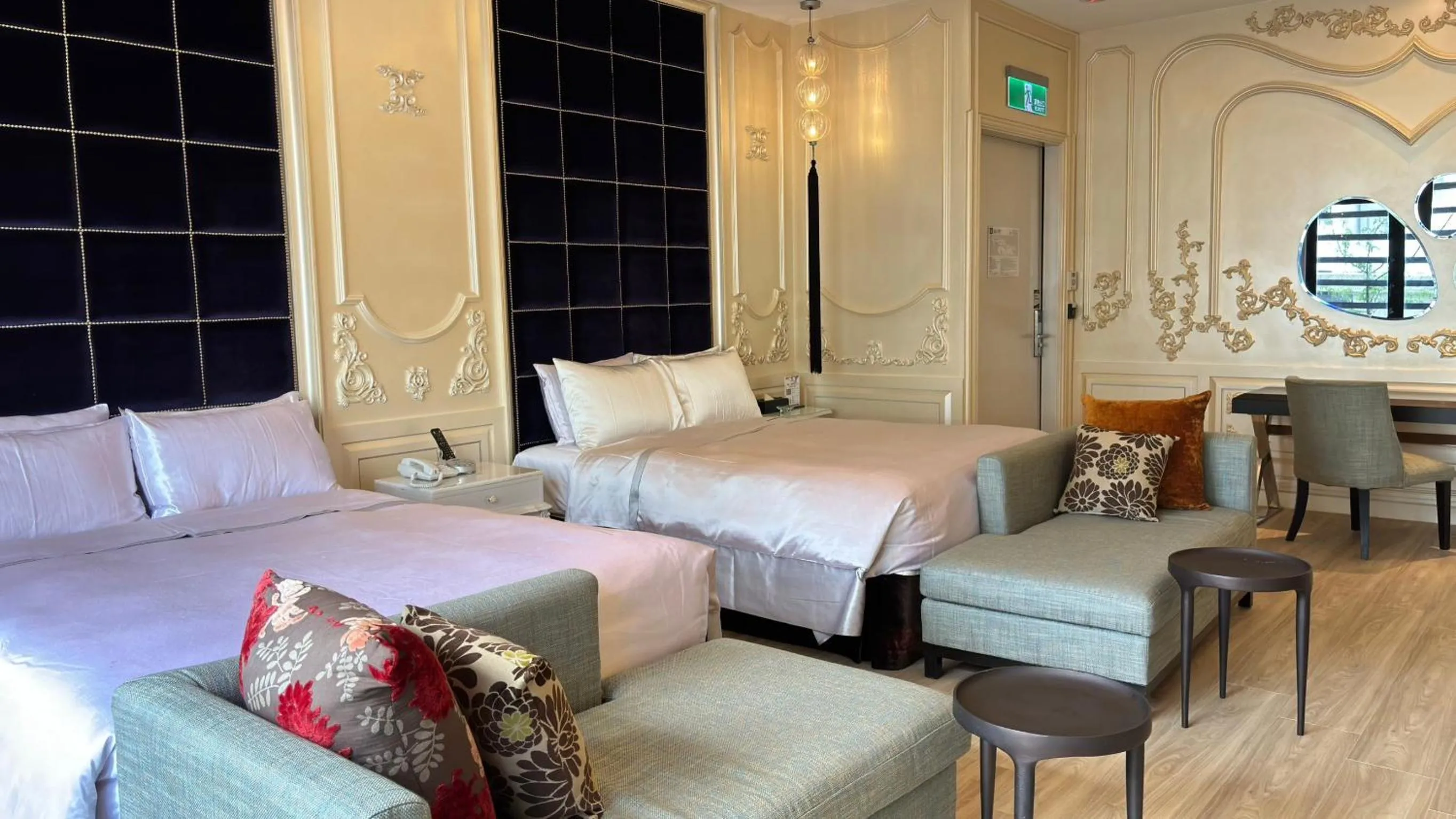 Photo of the whole room, Bed in 台北沐蘭精品旅館 大直館