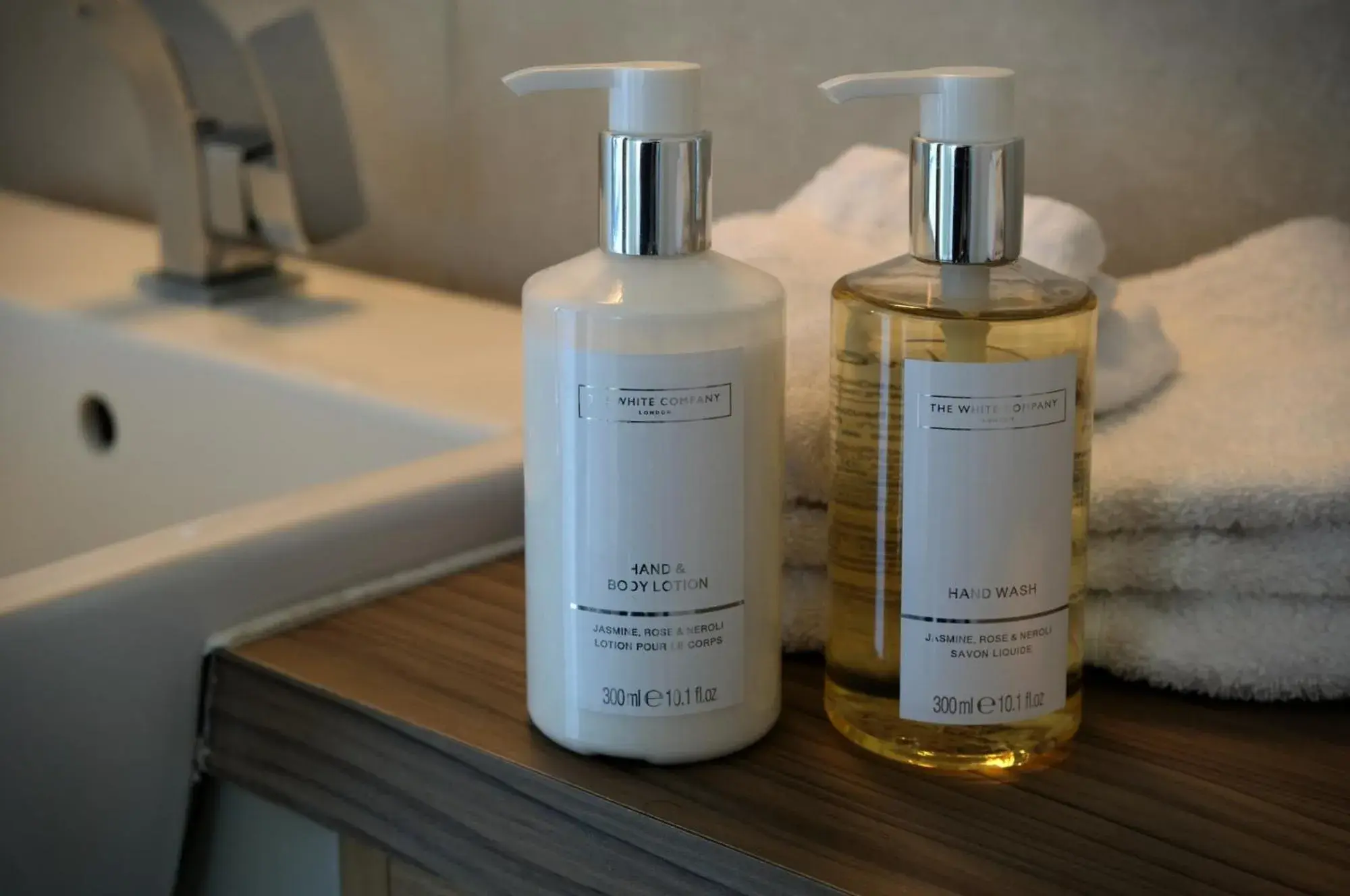 Deluxe Double Room - single occupancy in The Queens At Horton Deluxe Double Room - single occupancy in The Queens At Horton