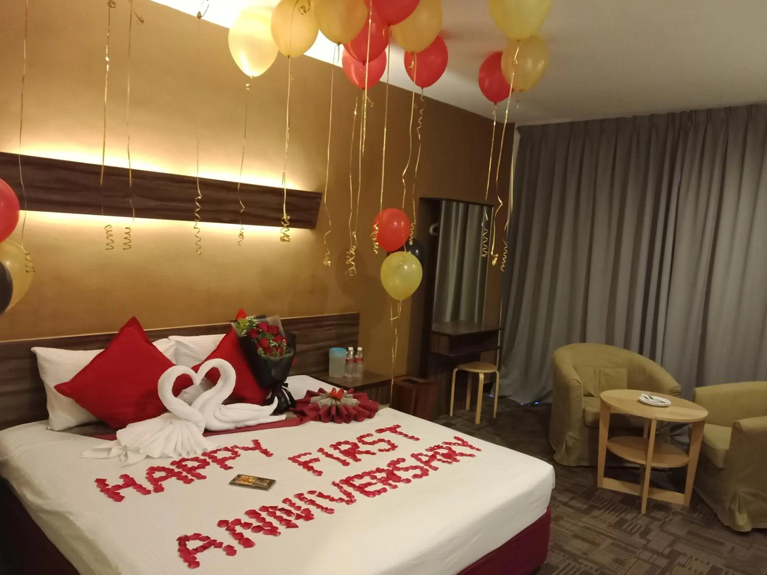 Decorative detail, Bed in De Botani Hotel Decorative detail, Bed in De Botani Hotel