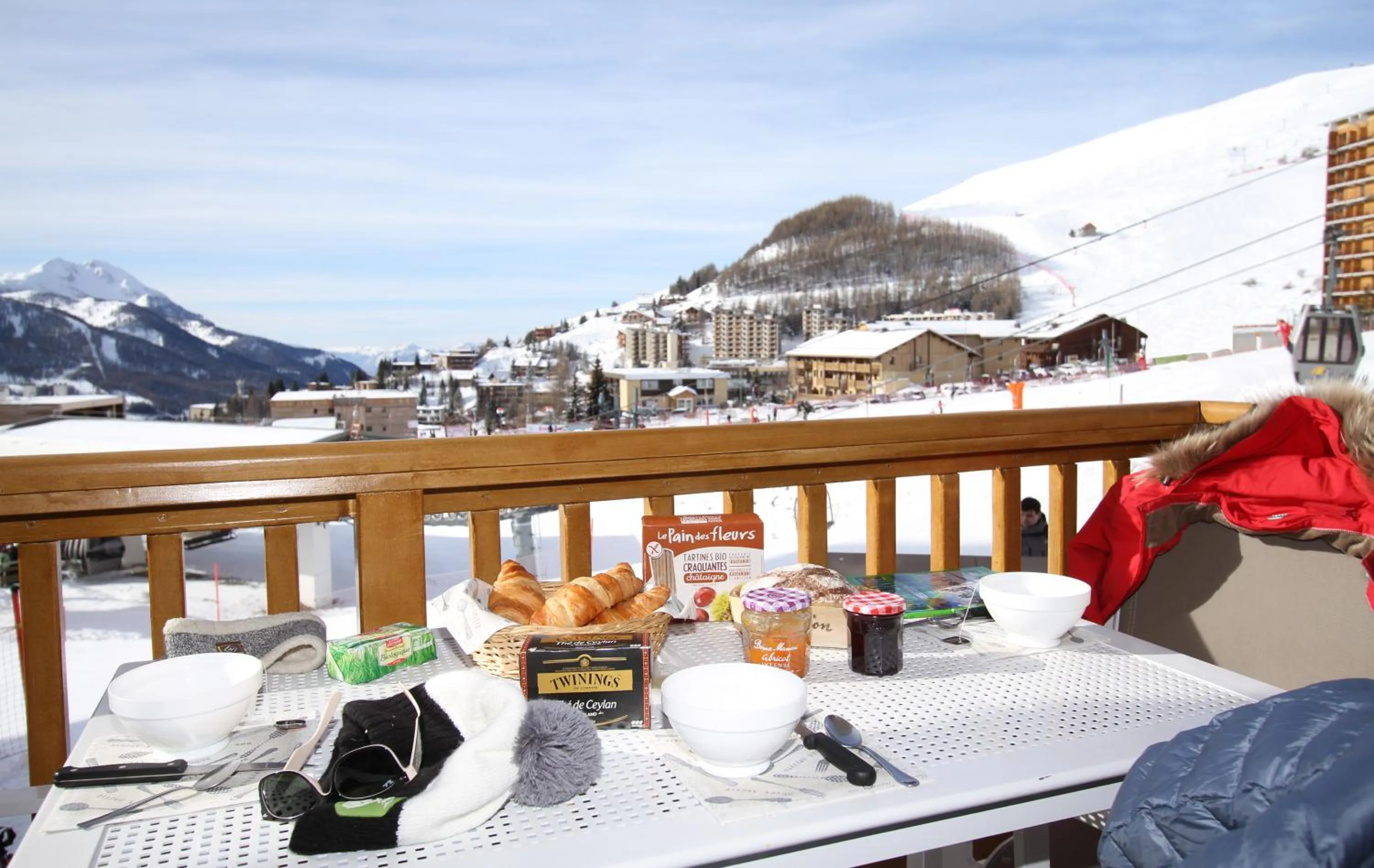 Balcony/Terrace in Résidence Odalys Rochebrune Le Vallon