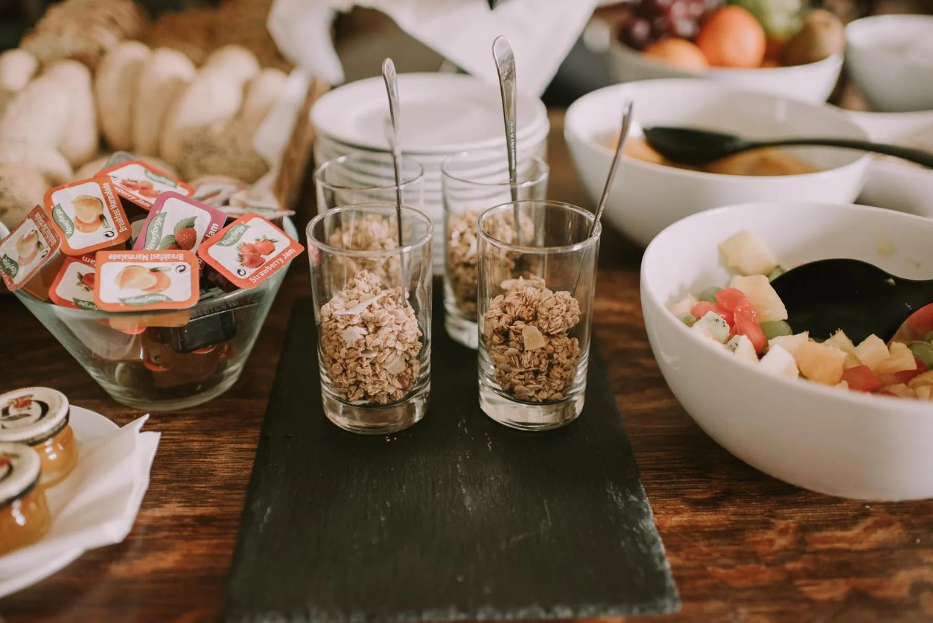 Buffet breakfast in Royal Valentia Hotel