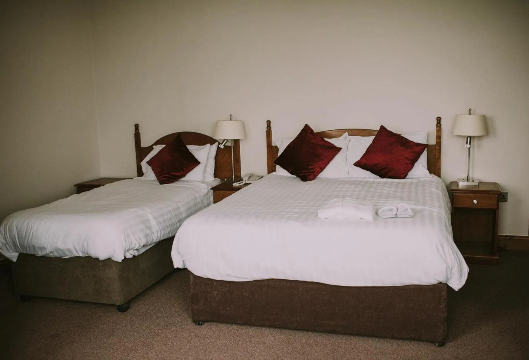 Bed in Royal Valentia Hotel