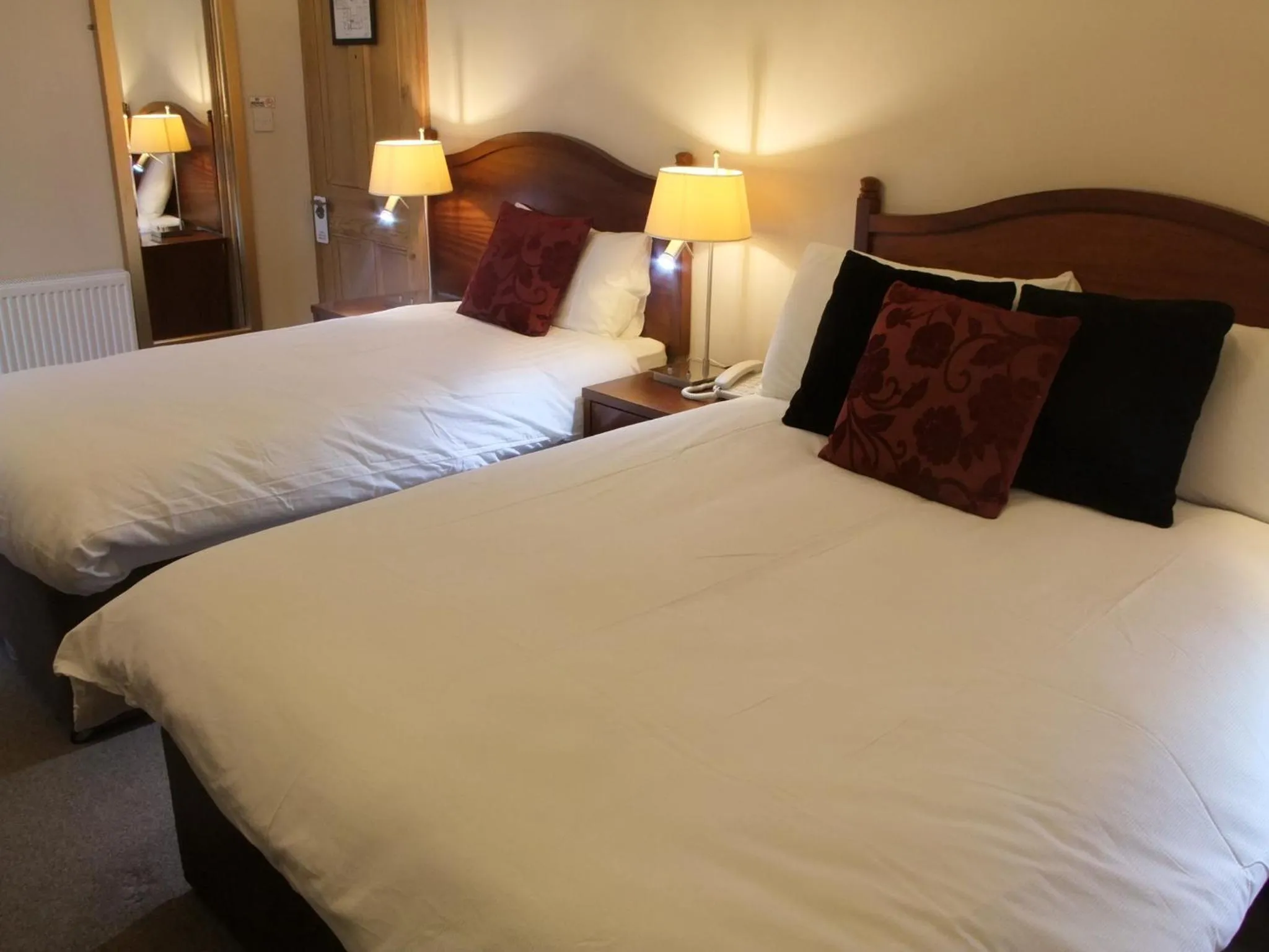 Bed in Royal Valentia Hotel