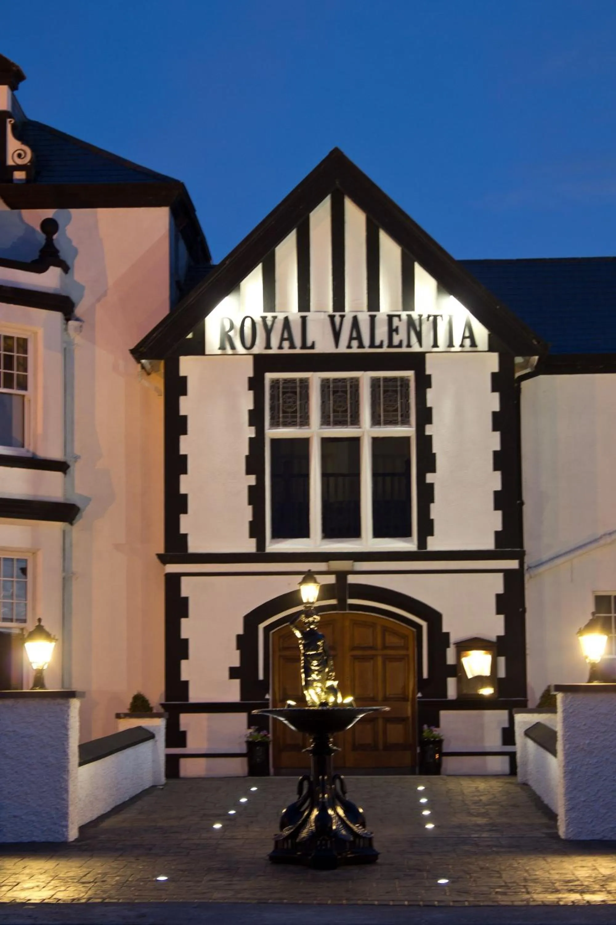 Facade/entrance in Royal Valentia Hotel