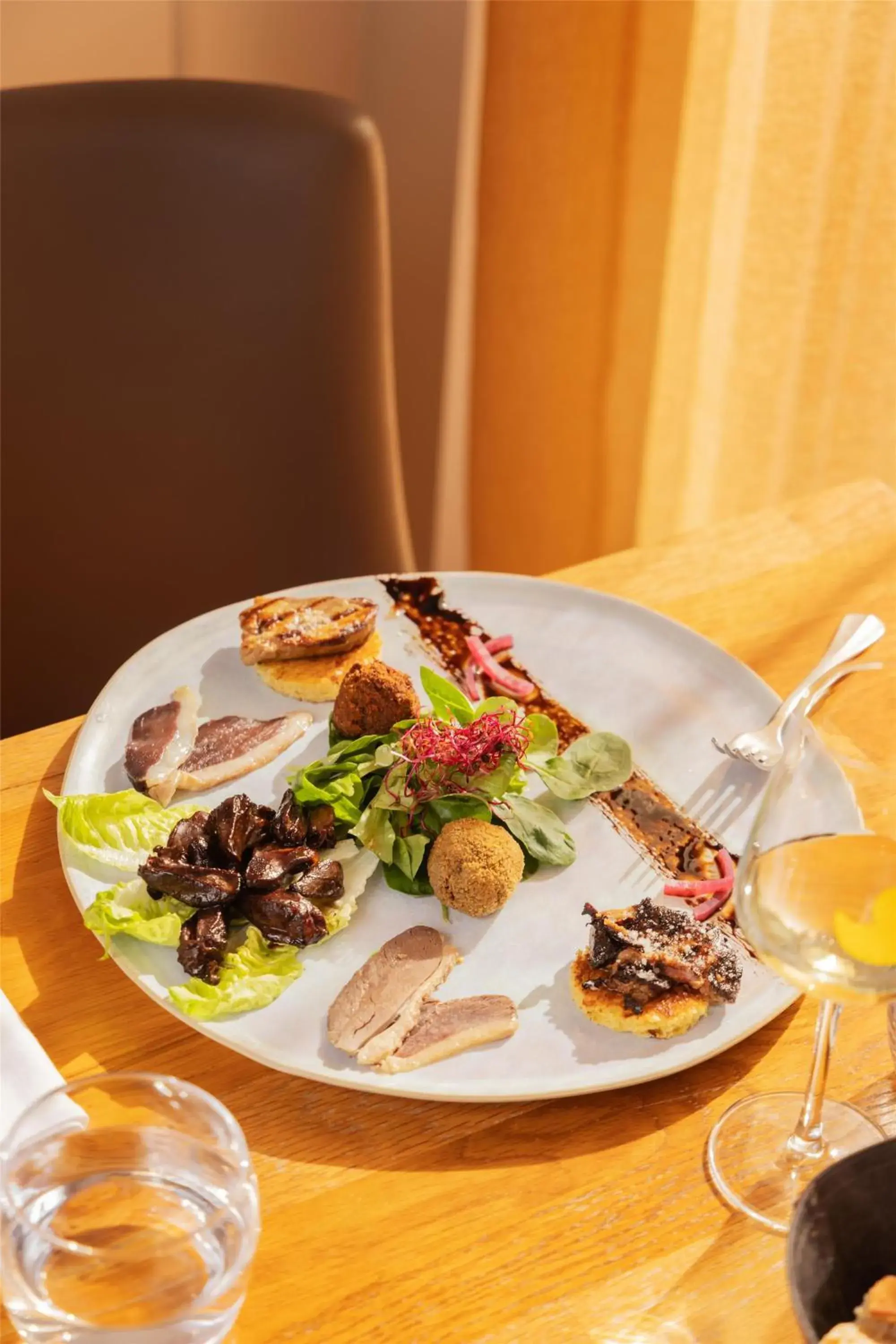 Restaurant/places to eat in Best Western Plus Le Canard sur le Toit Restaurant/places to eat in Best Western Plus Le Canard sur le Toit