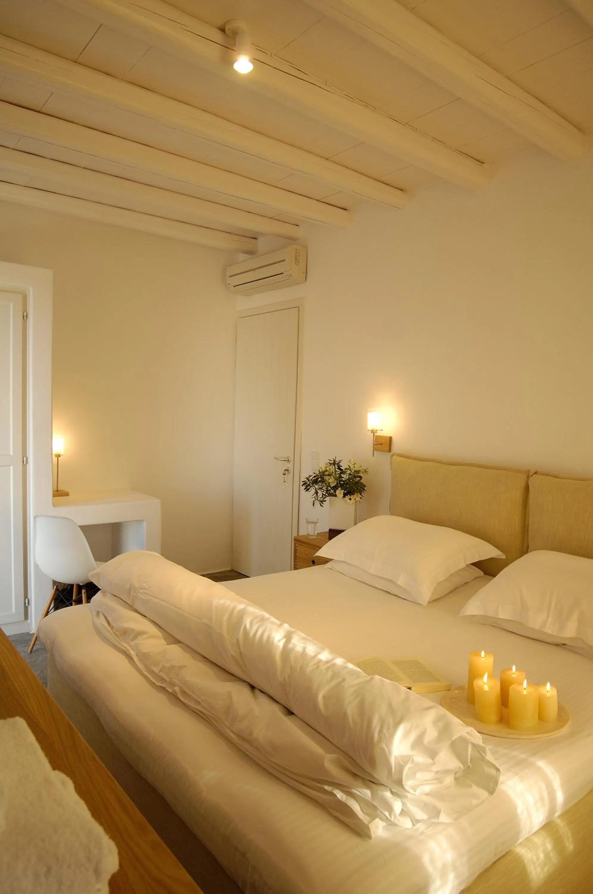 Bedroom, Bed in Kapetan Tasos Suites