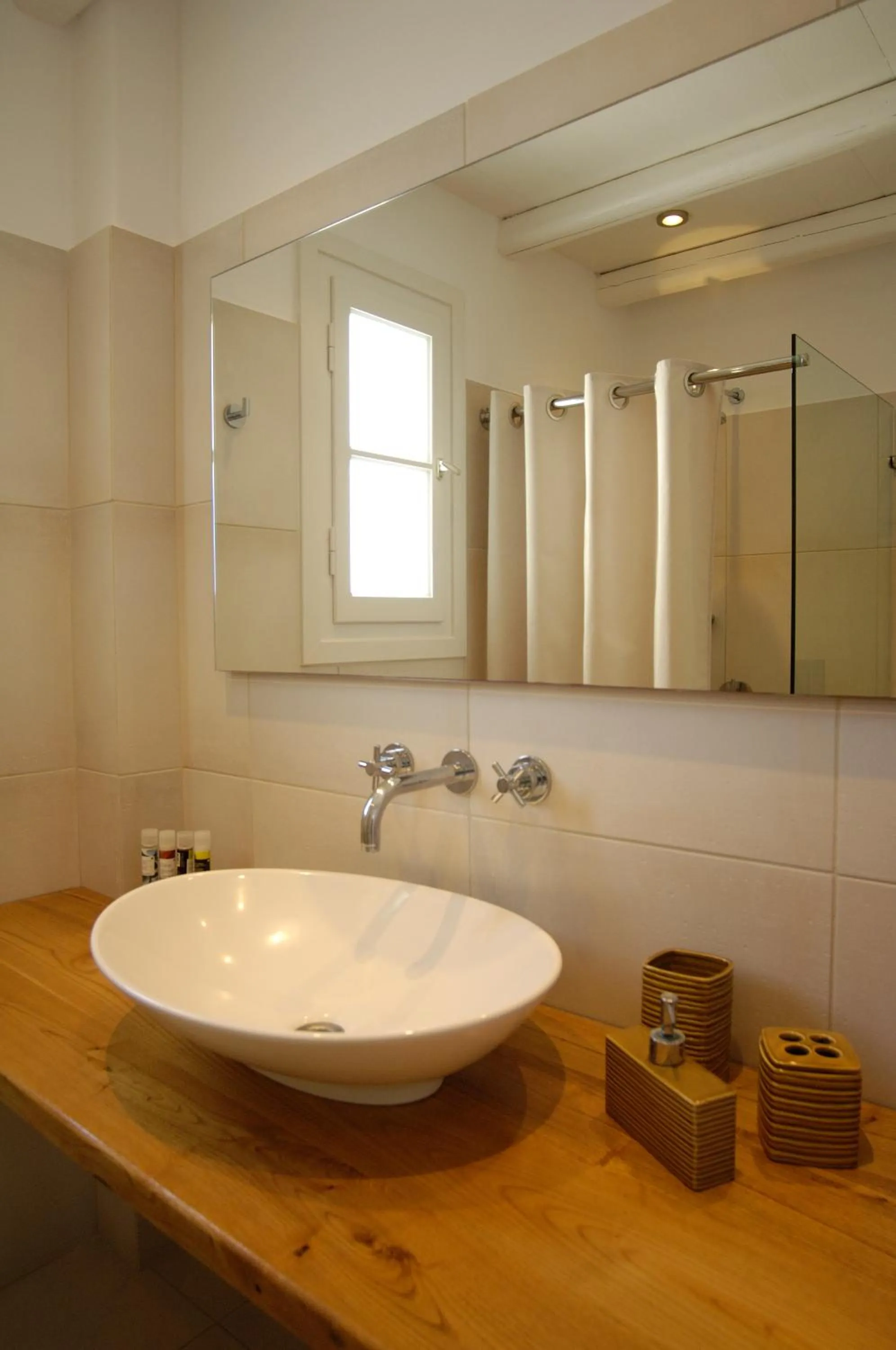 Bathroom in Kapetan Tasos Suites