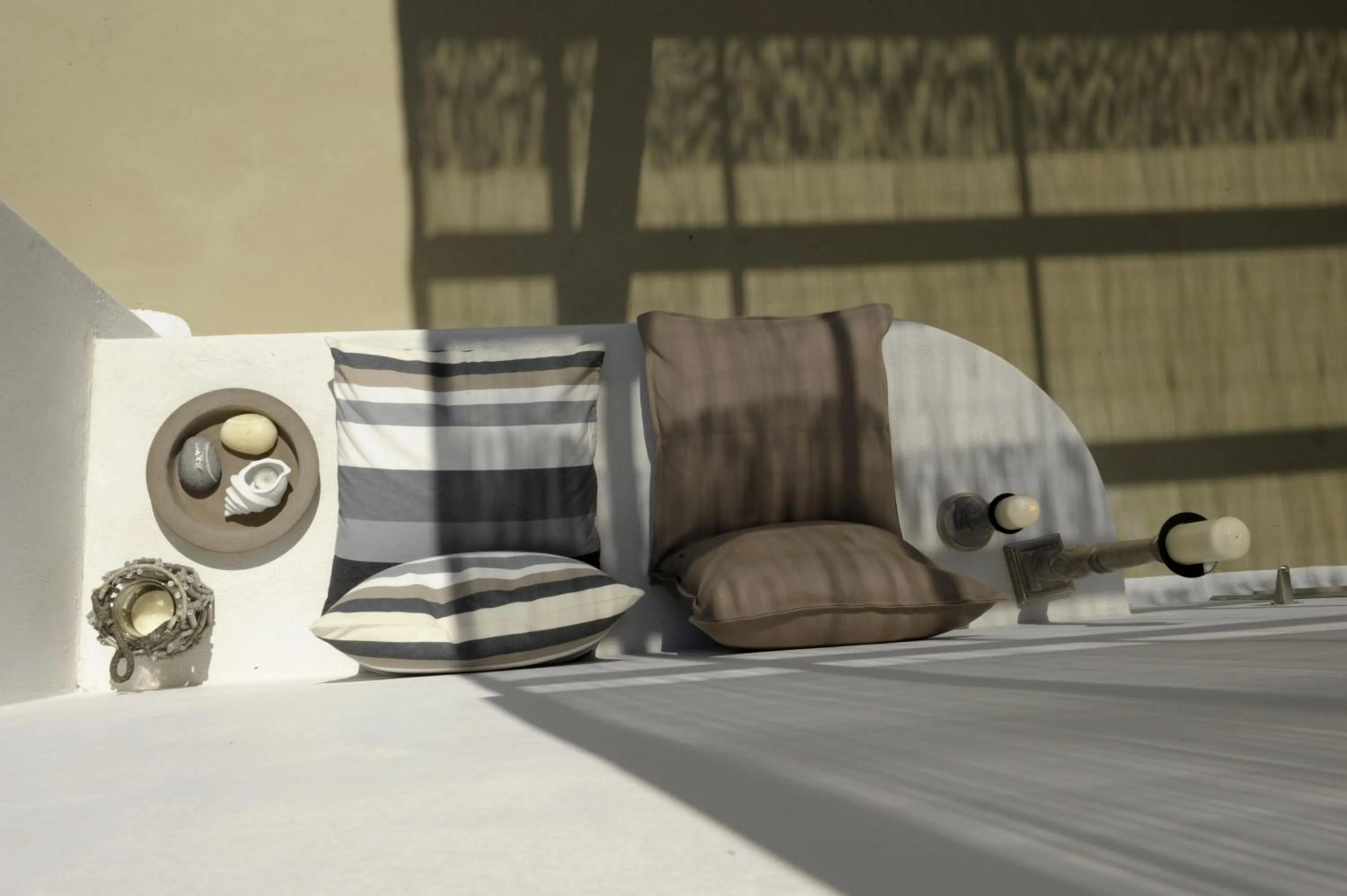 Decorative detail, Bed in Almyris