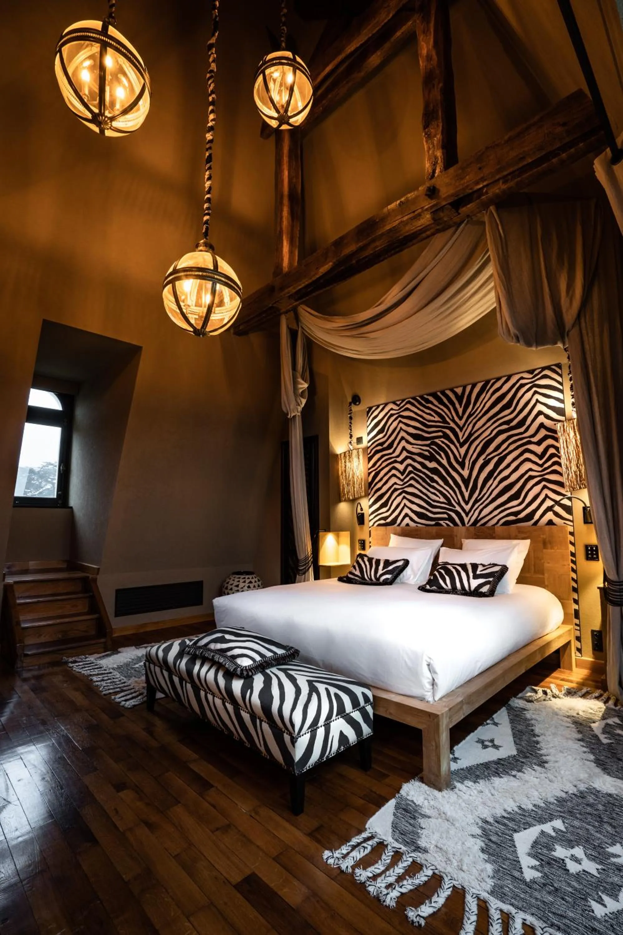 Bed in Château de Maubreuil