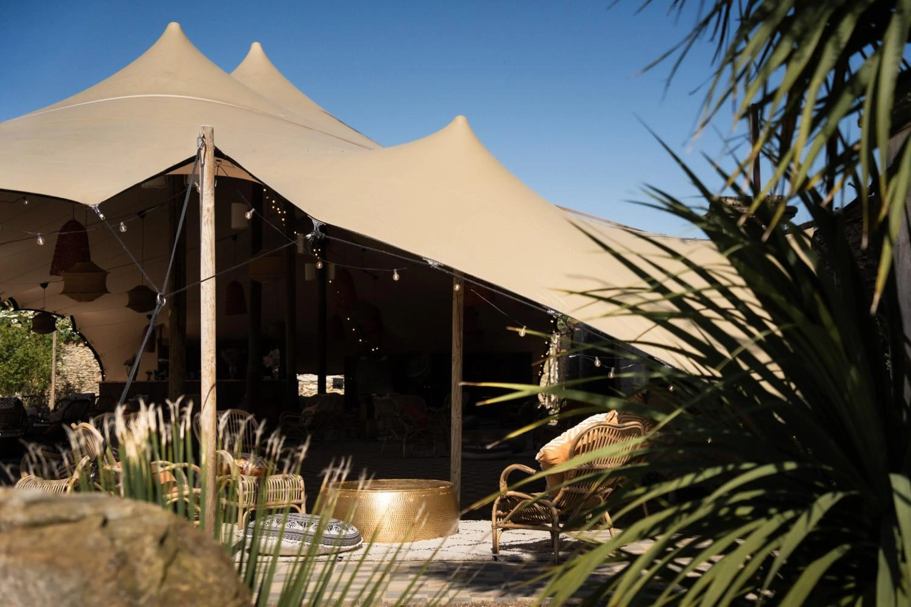 Day in Château de Maubreuil