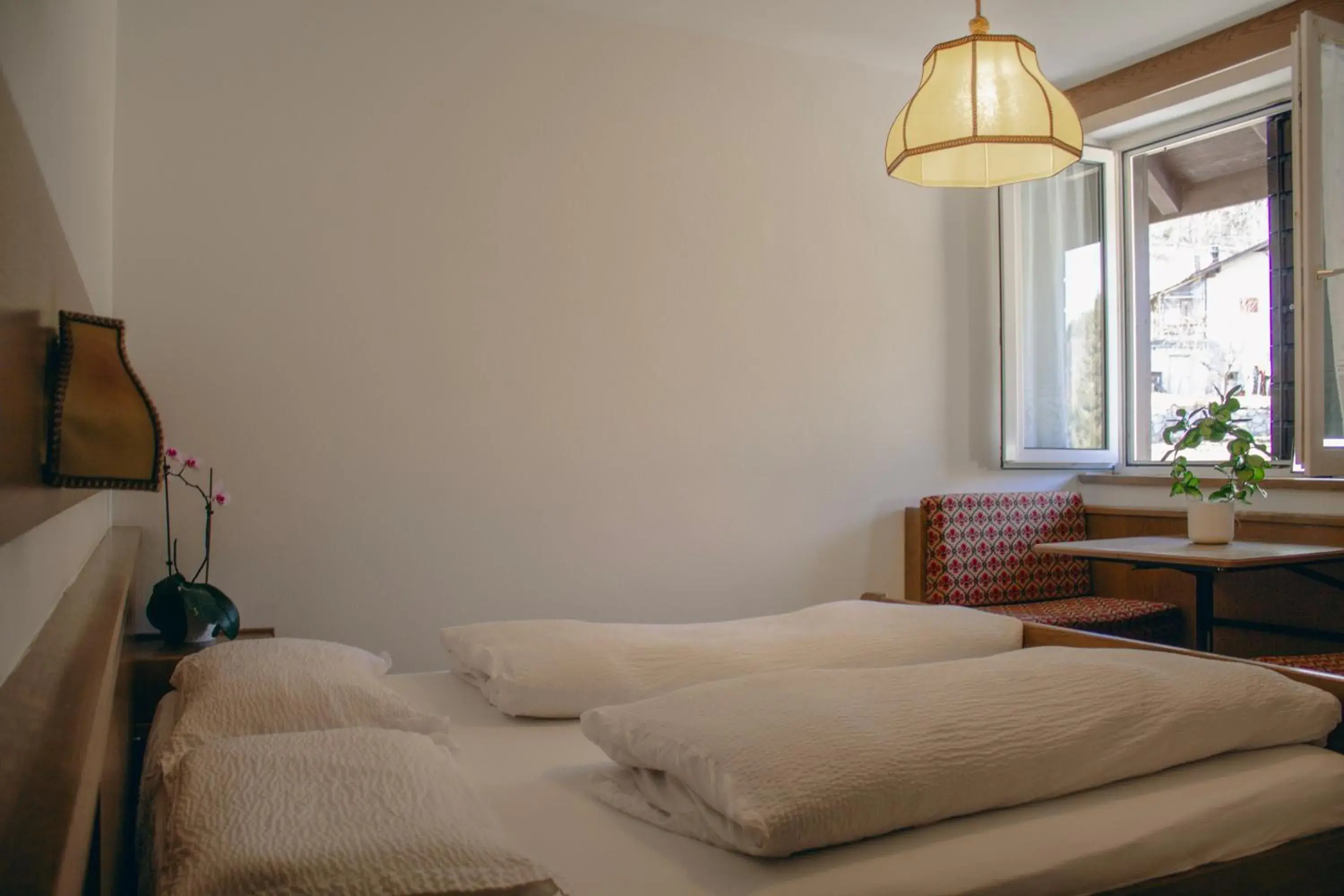 Deluxe Double Room (2 Adults + 1 Child) in Locanda La Ruscoletta Deluxe Double Room (2 Adults + 1 Child) in Locanda La Ruscoletta