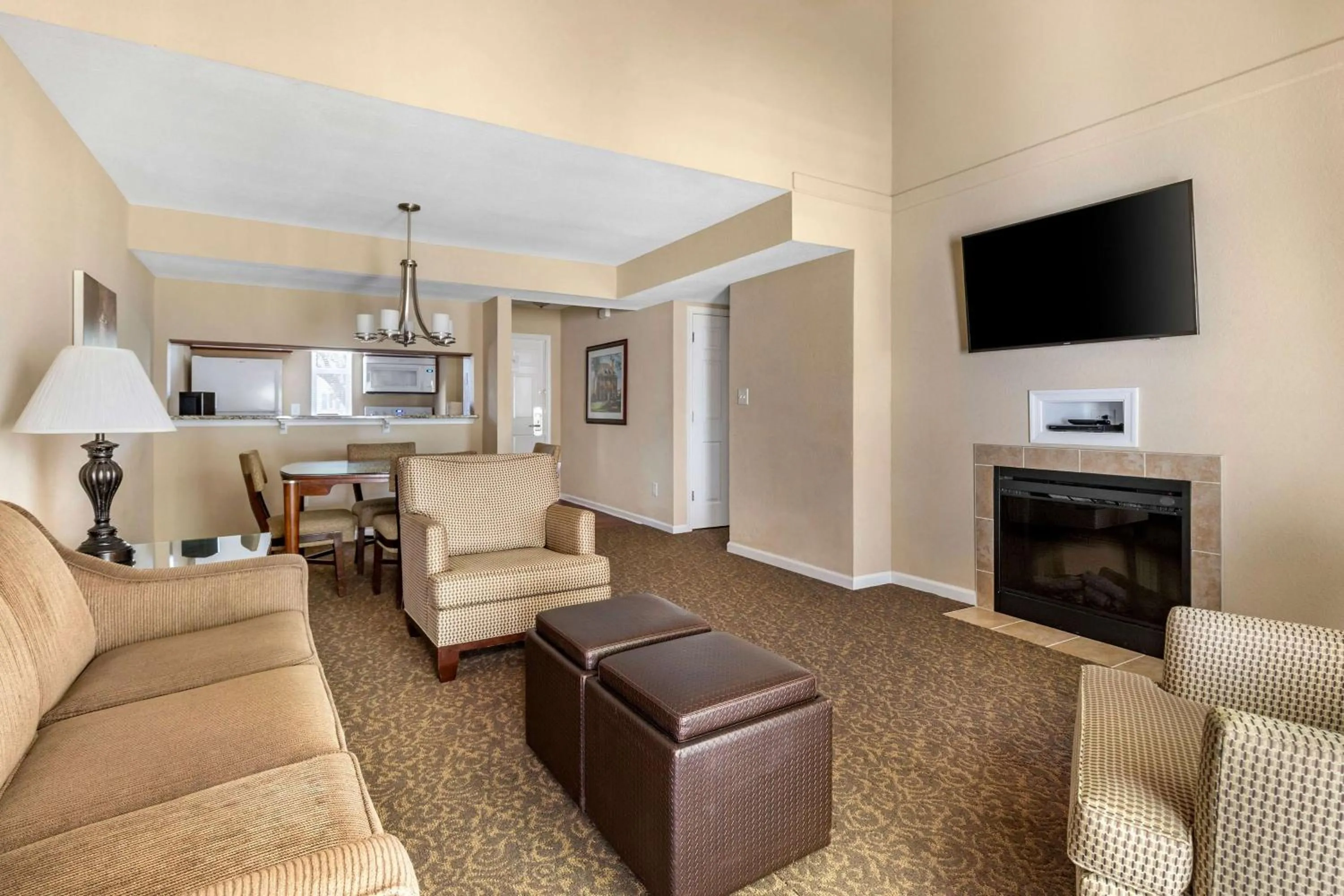 Kitchen or kitchenette in Hilton Vacation Club The Historic Powhatan Williamsburg