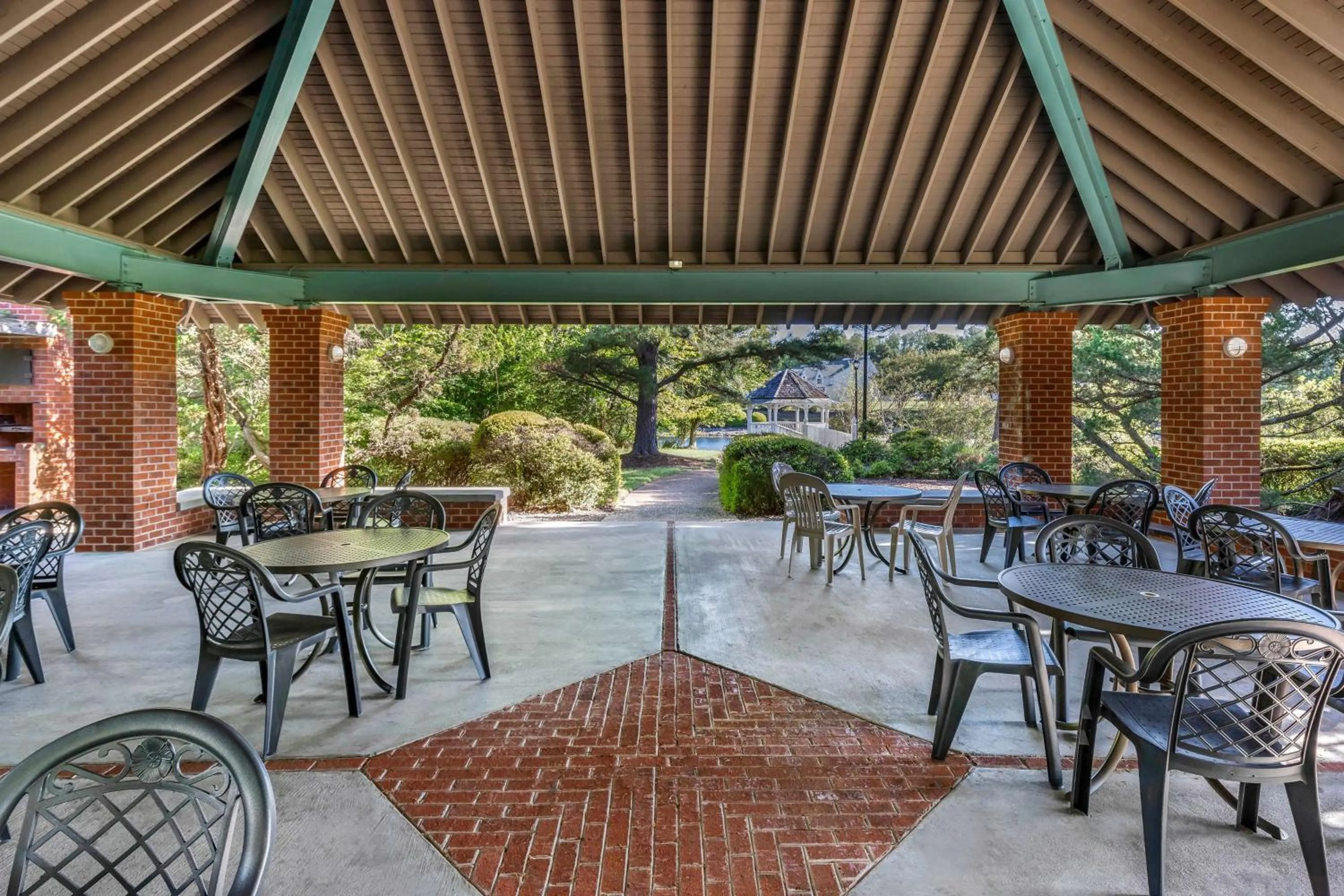 Patio in Hilton Vacation Club The Historic Powhatan Williamsburg