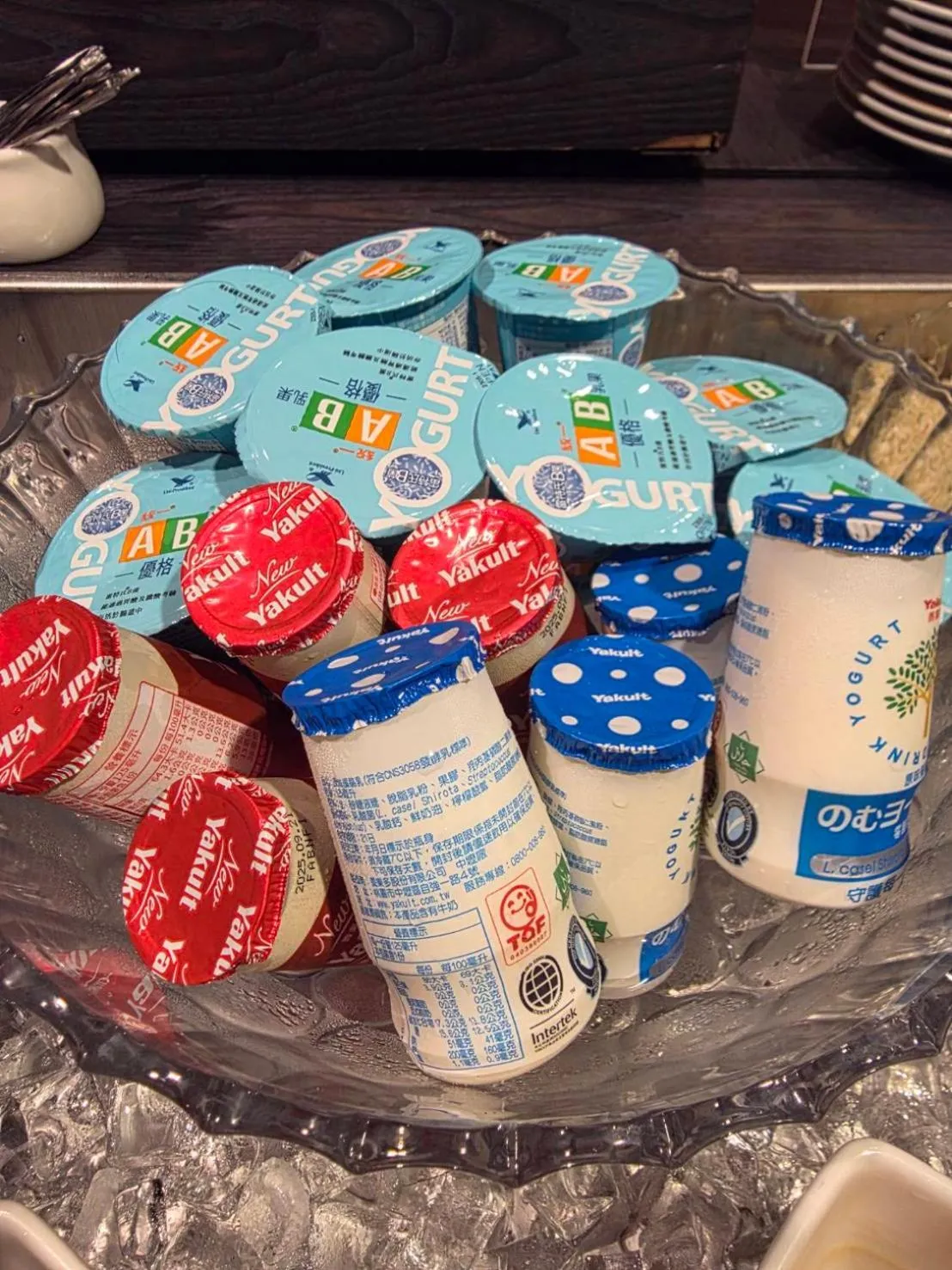 Breakfast in Simple + Hotel