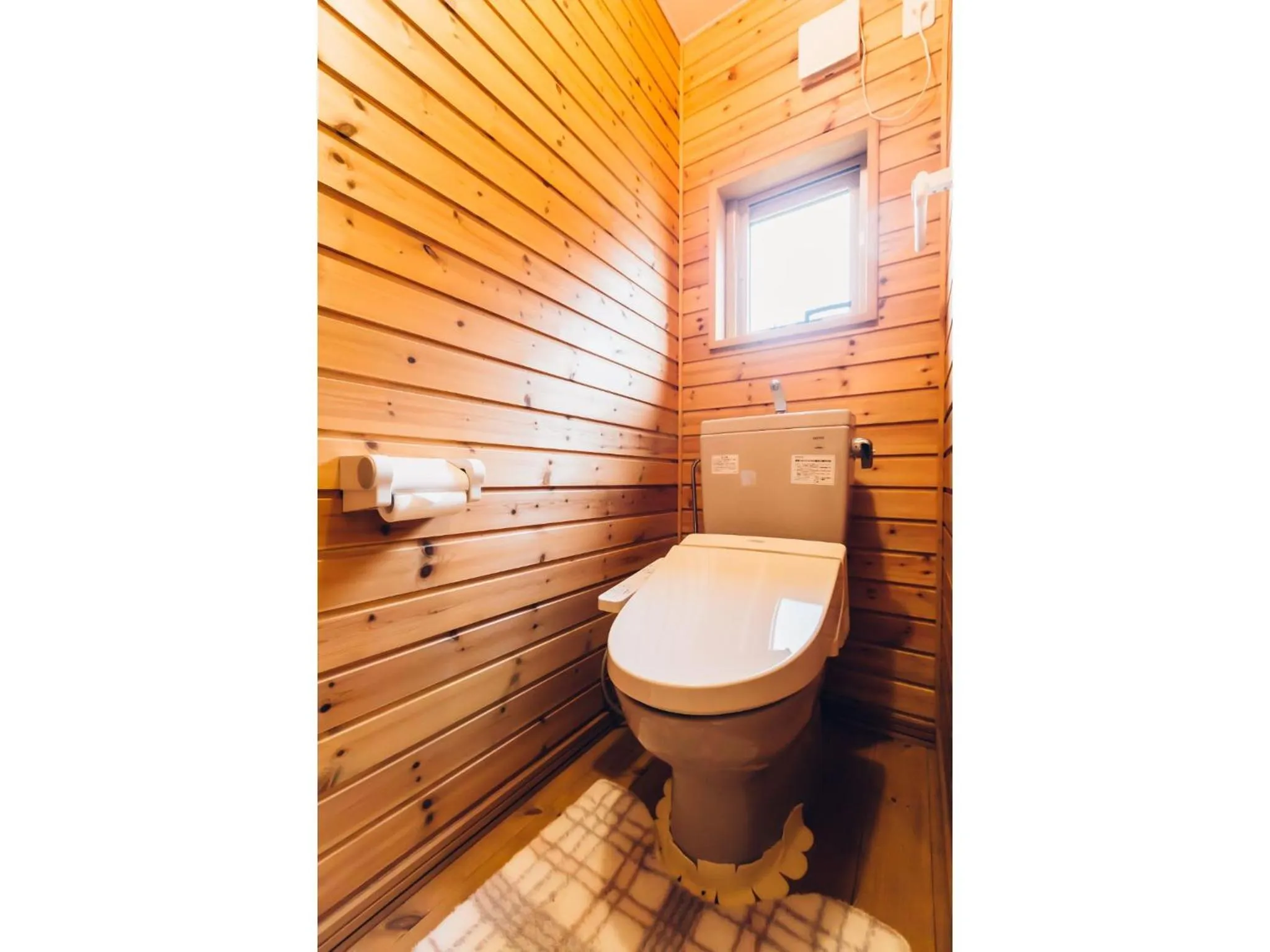Toilet in LAKE view PRIVATE log house