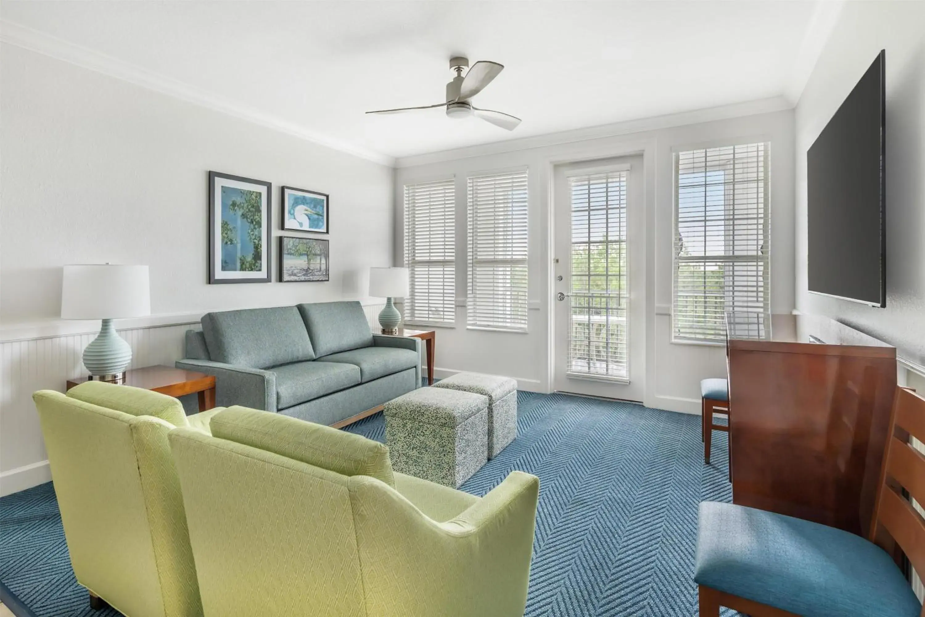 Living room in Hilton Vacation Club Grand Beach Orlando Living room in Hilton Vacation Club Grand Beach Orlando